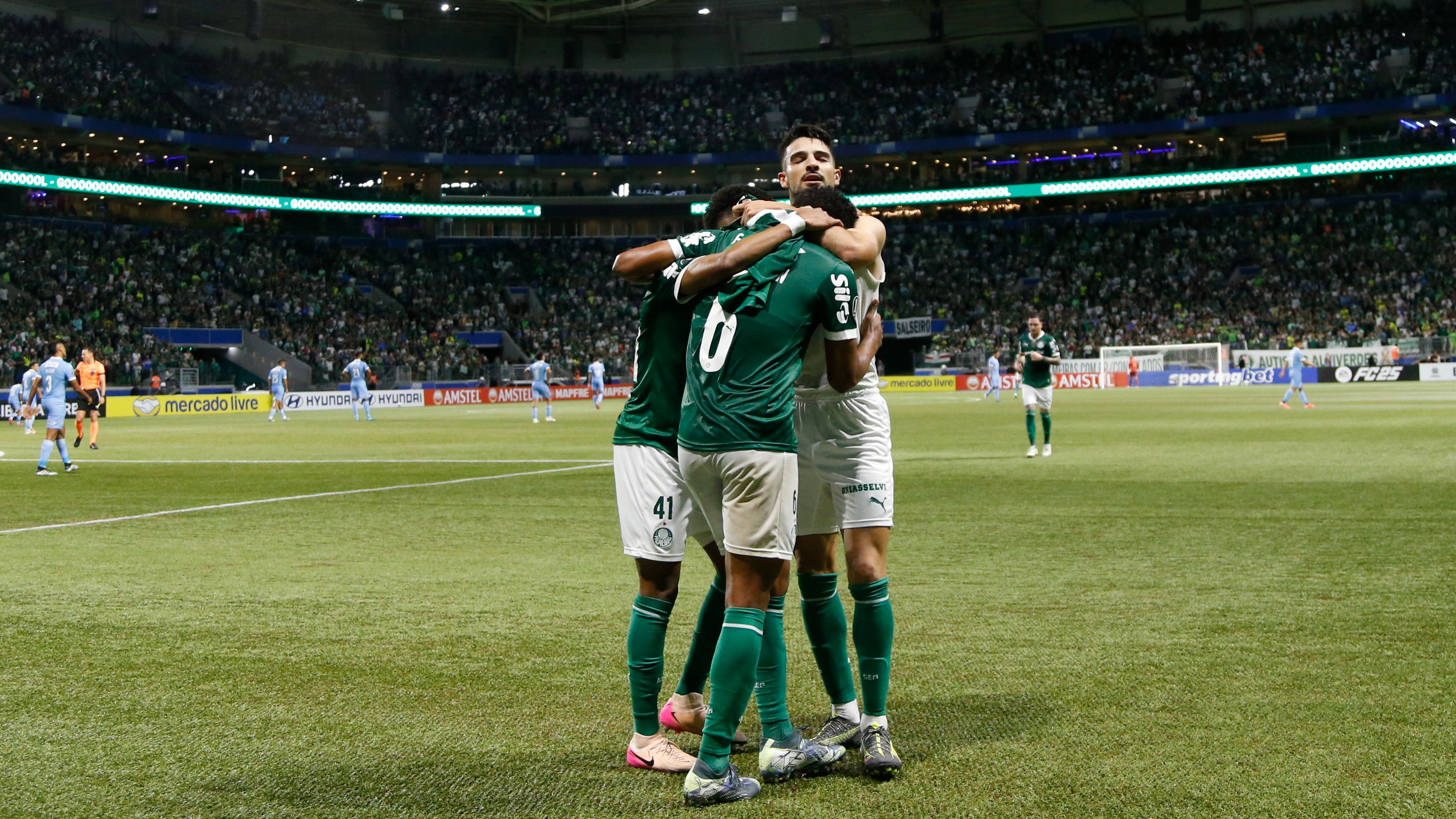 Palmeiras v Sporting Cristal 