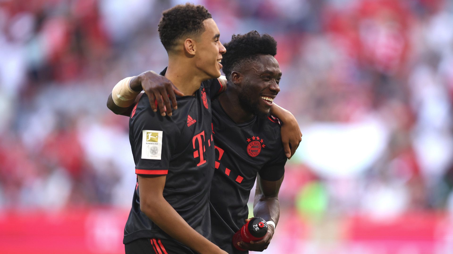 Musiala Davies 2022-23