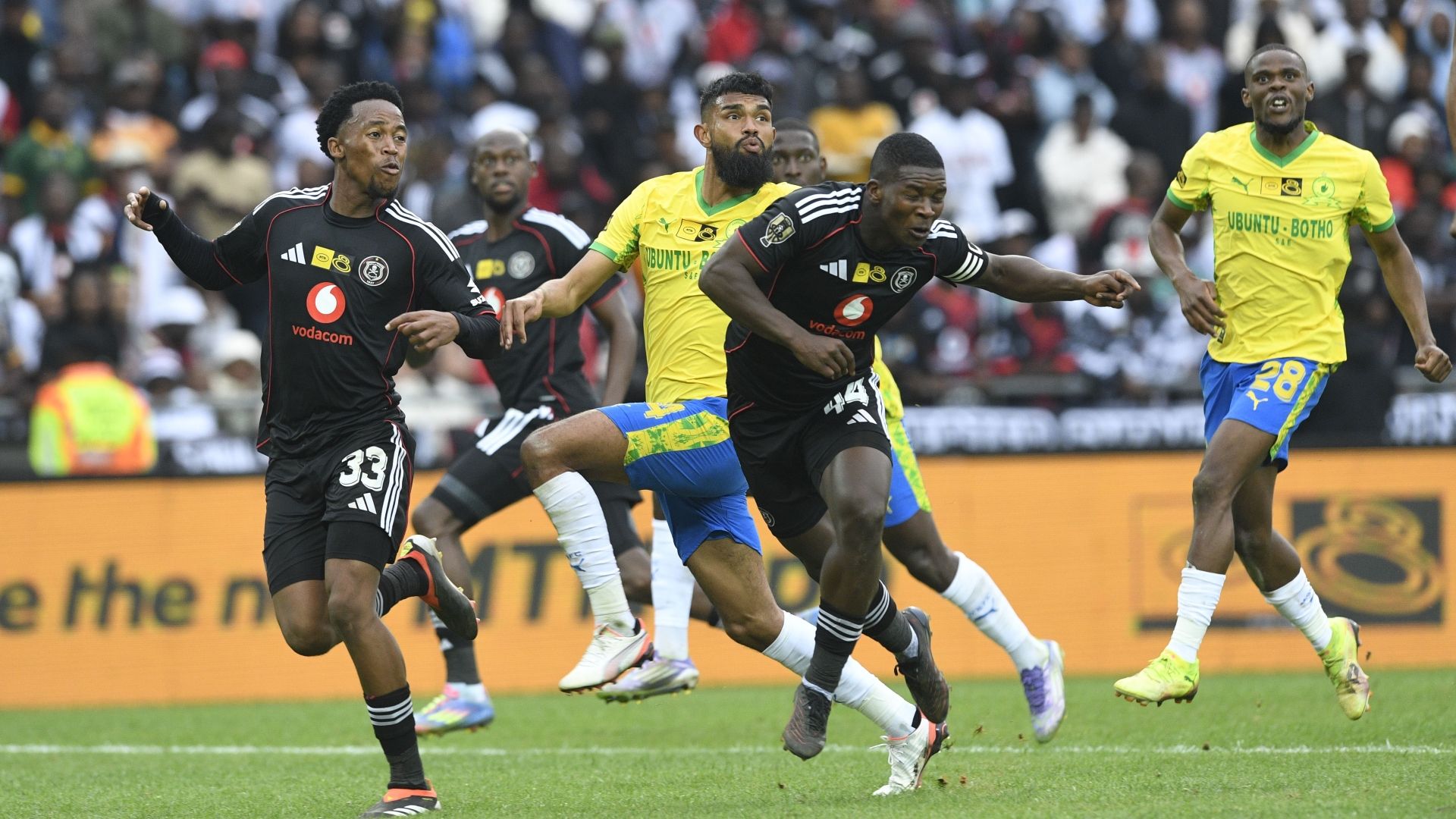 Lebone Seema, Mbekezeli Mbokai and Keanu Cupido, Orlando Pirates vs Mamelodi Sundowns