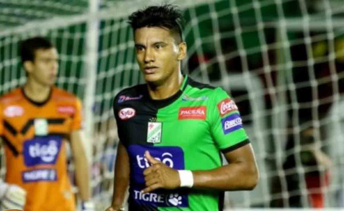 Jorge Paredes, Oriente