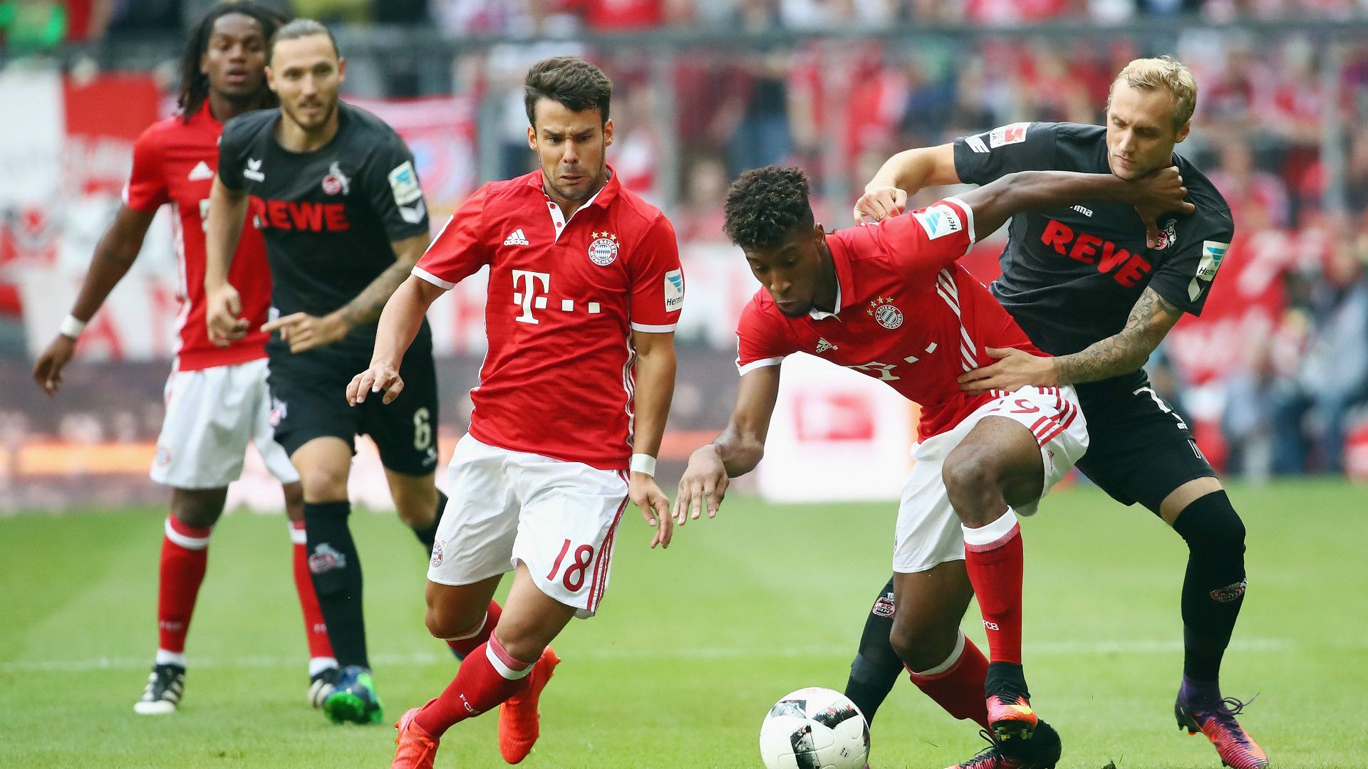 Juan Bernat Kingsley Coman Marcel Risse Bayern Munchen 1 FC Koln Bundesliga 01102016
