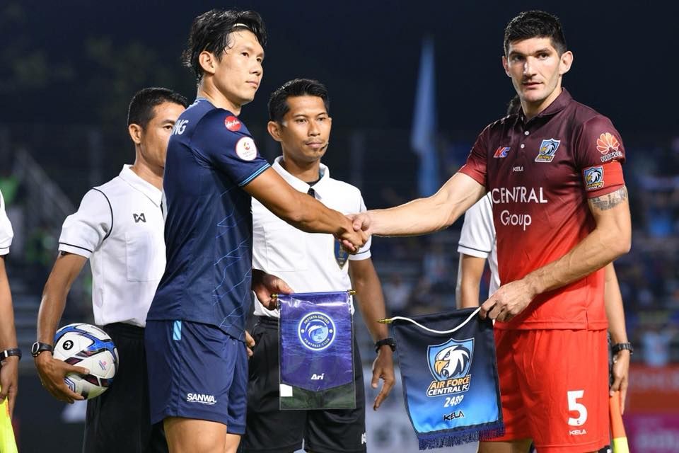 อี วอน ยัง