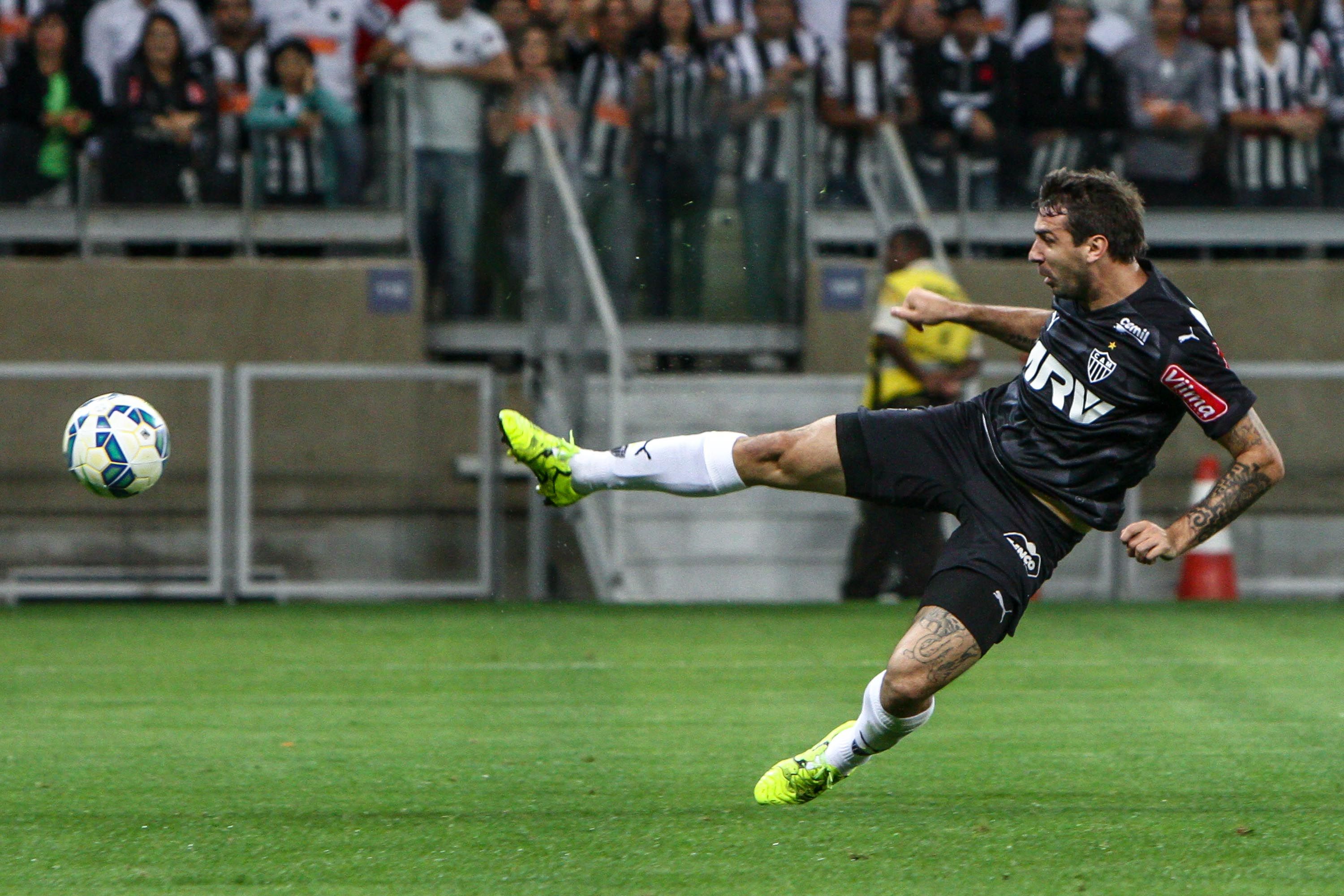 Lucas Pratto Atlético-MG São Paulo 29072015