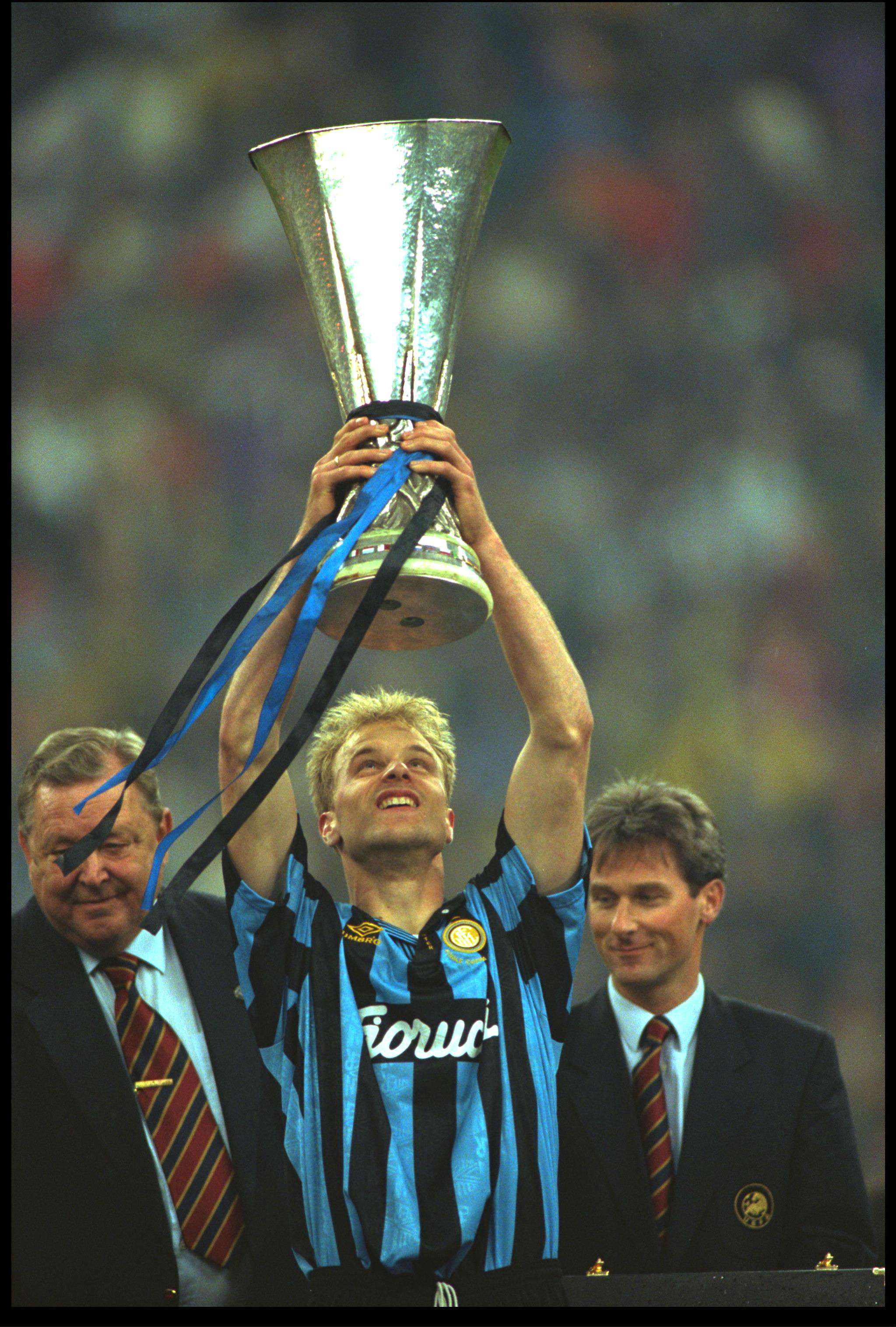 dennis bergkamp - inter salzburg - uefa cup final 1994