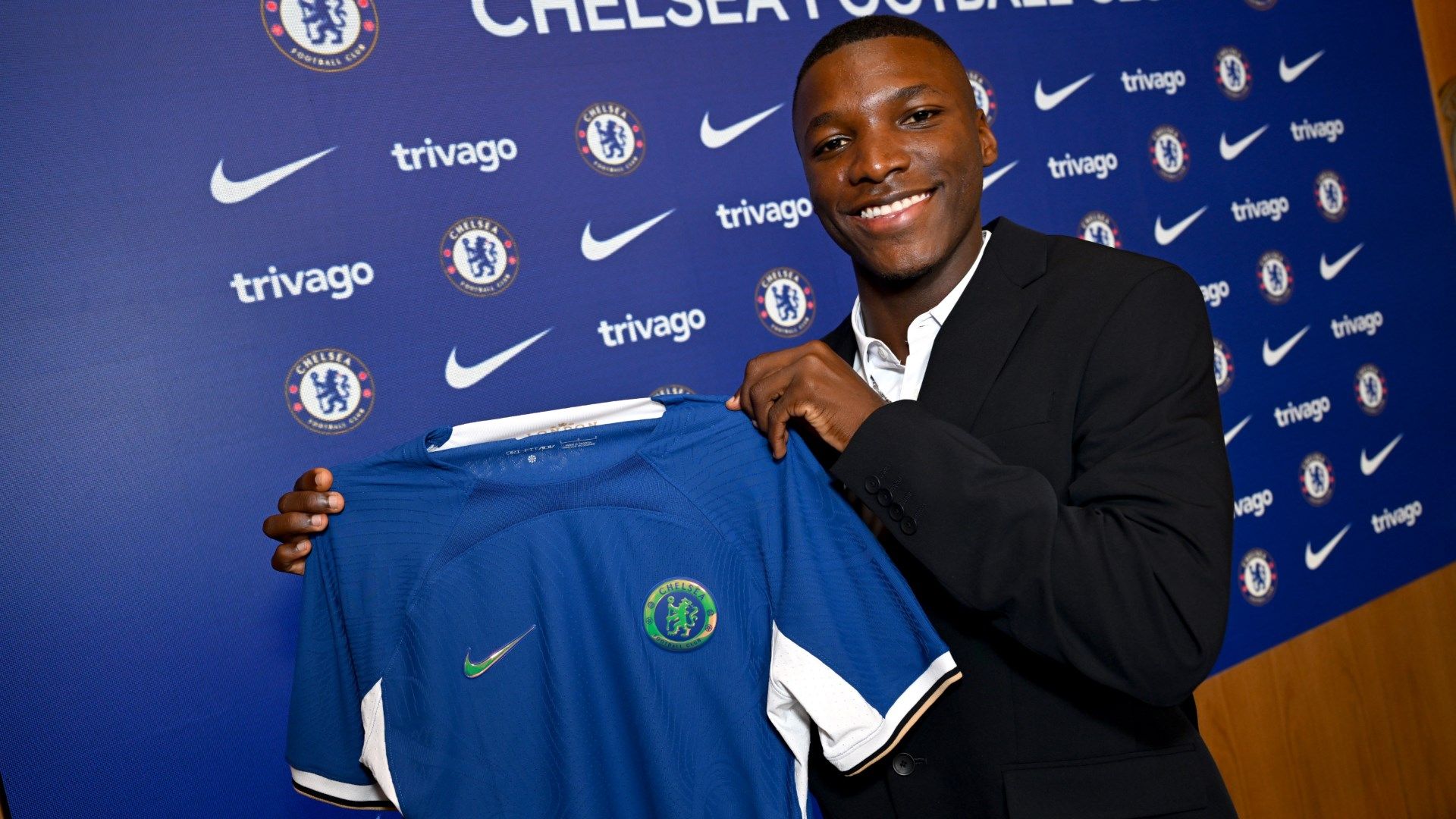 Moises Caicedo Chelsea 2023-24