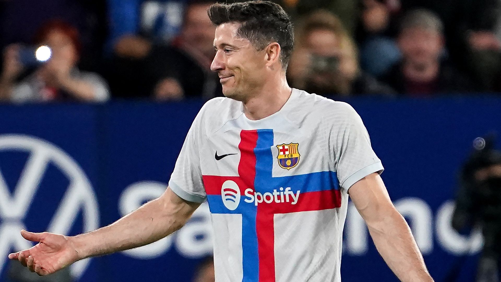 ROBERT LEWANDOWSKI BARCELONA LALIGA 08112022
