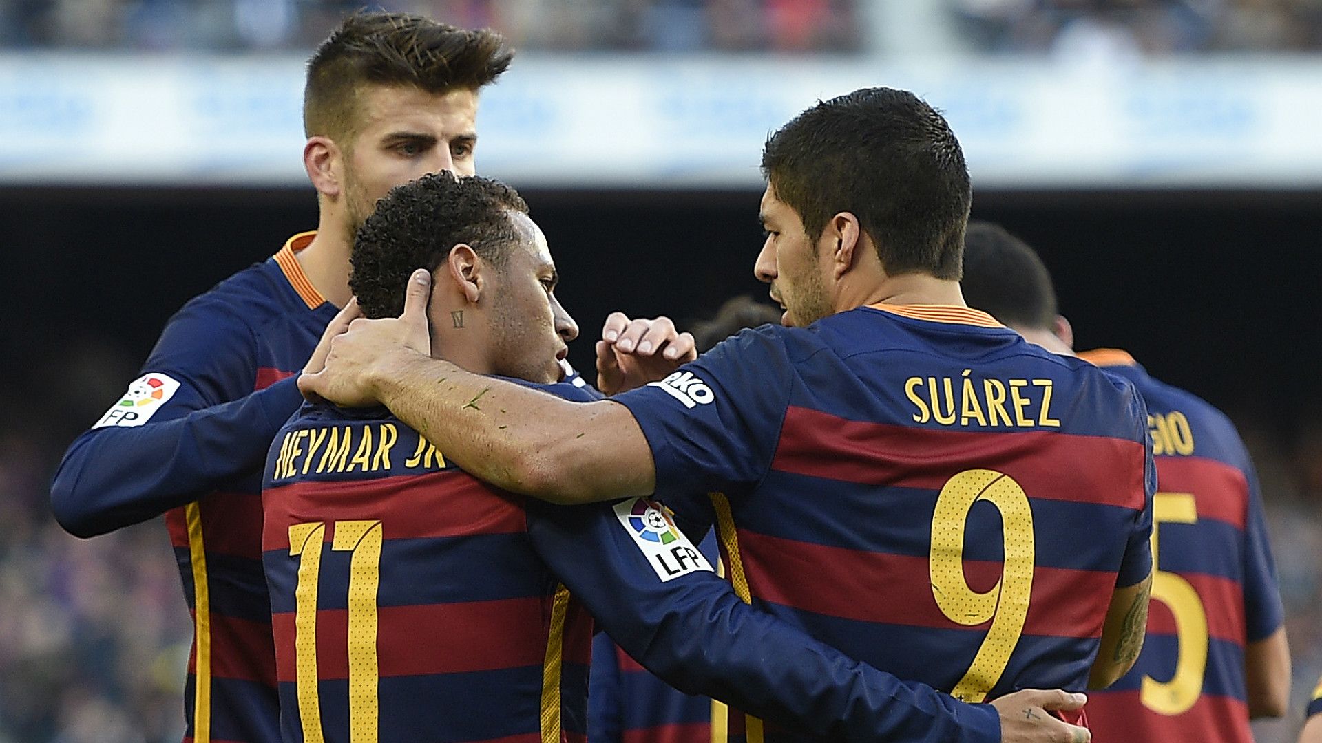Gerrard Pique Neymar Luis Suarez Barcelona Real Sociedad La Liga 28112015