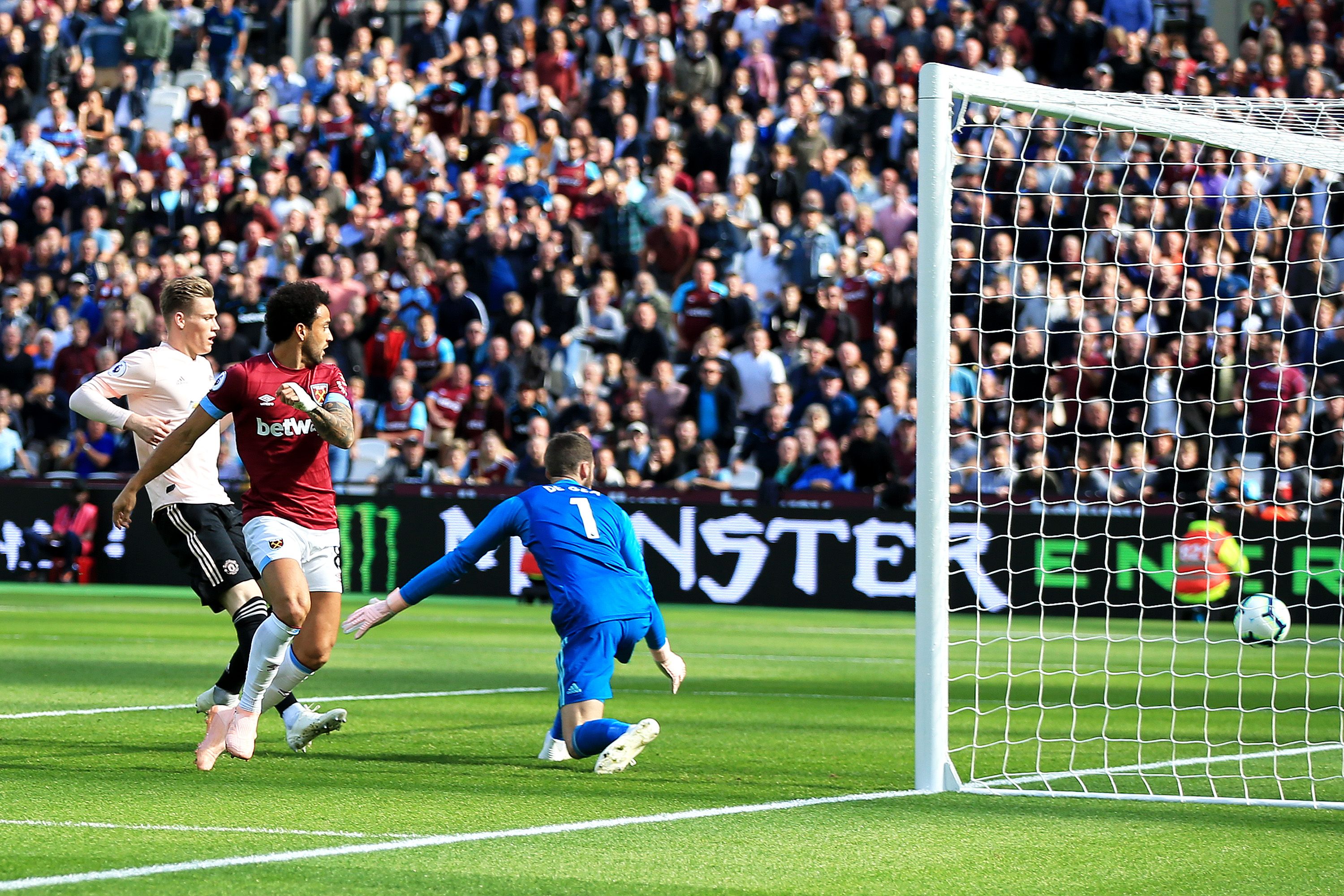 Filipe Anderson West Ham United Manchester United Premier League 29092018