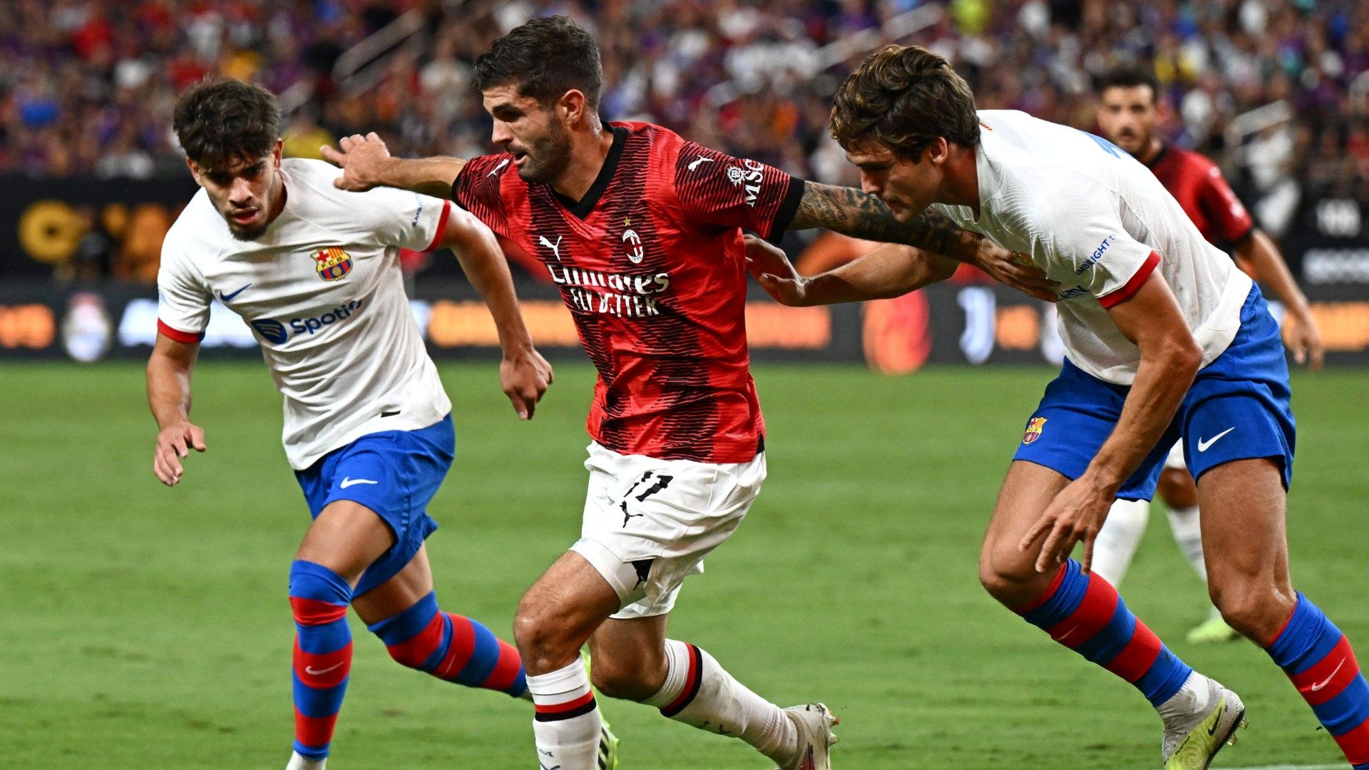 Christian Pulisic Milan Barcelona