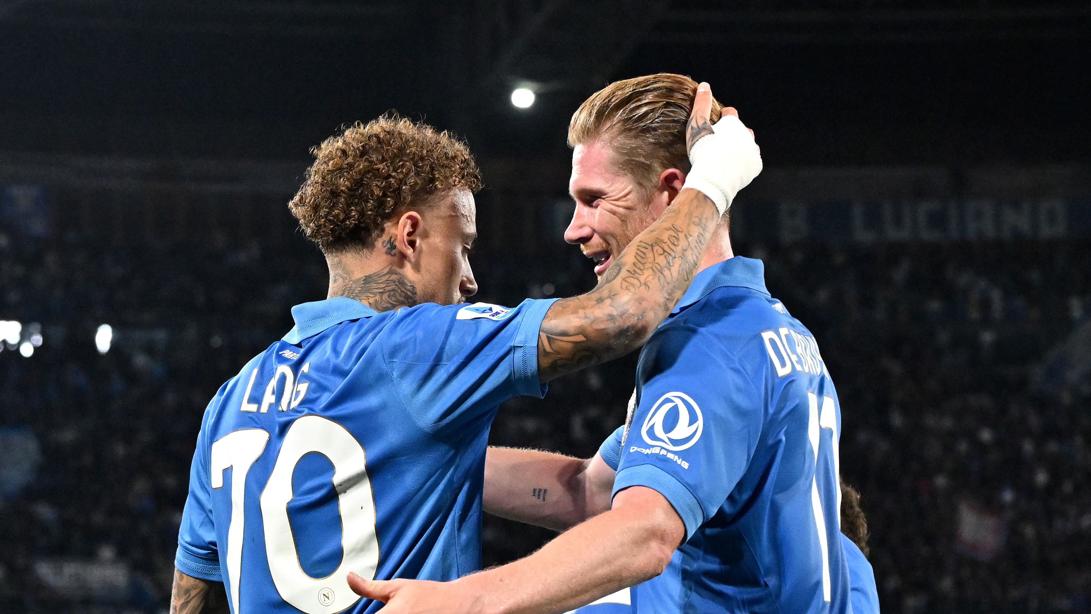 Noa Lang réagit avec vivacité et inscrit son premier but de la saison avec Naples