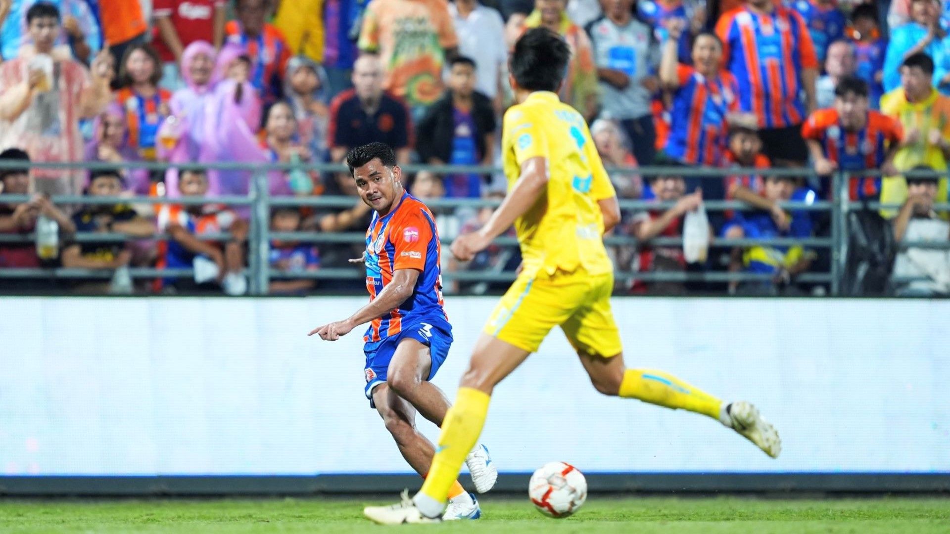 Asnawi Mangkualam Bahar - Port FC vs Buriram United