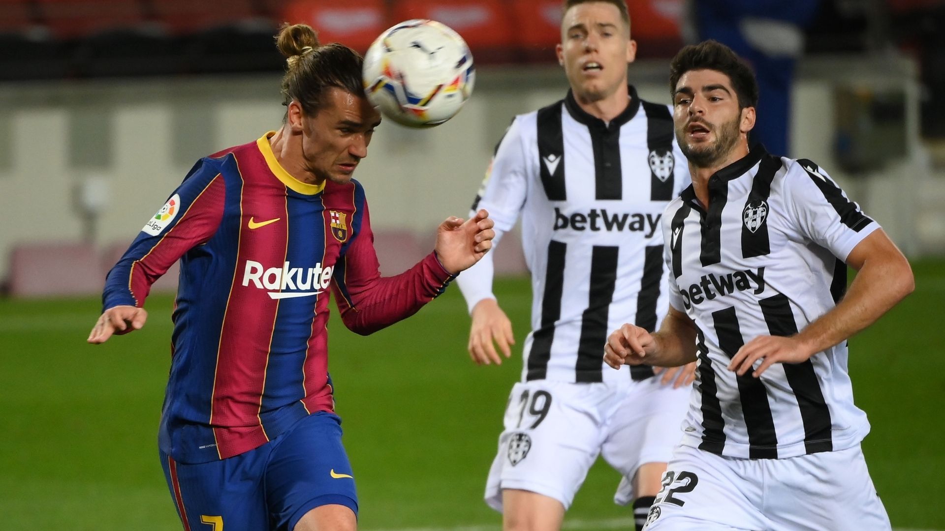 Griezmann Barcelona Levante La Liga 131220