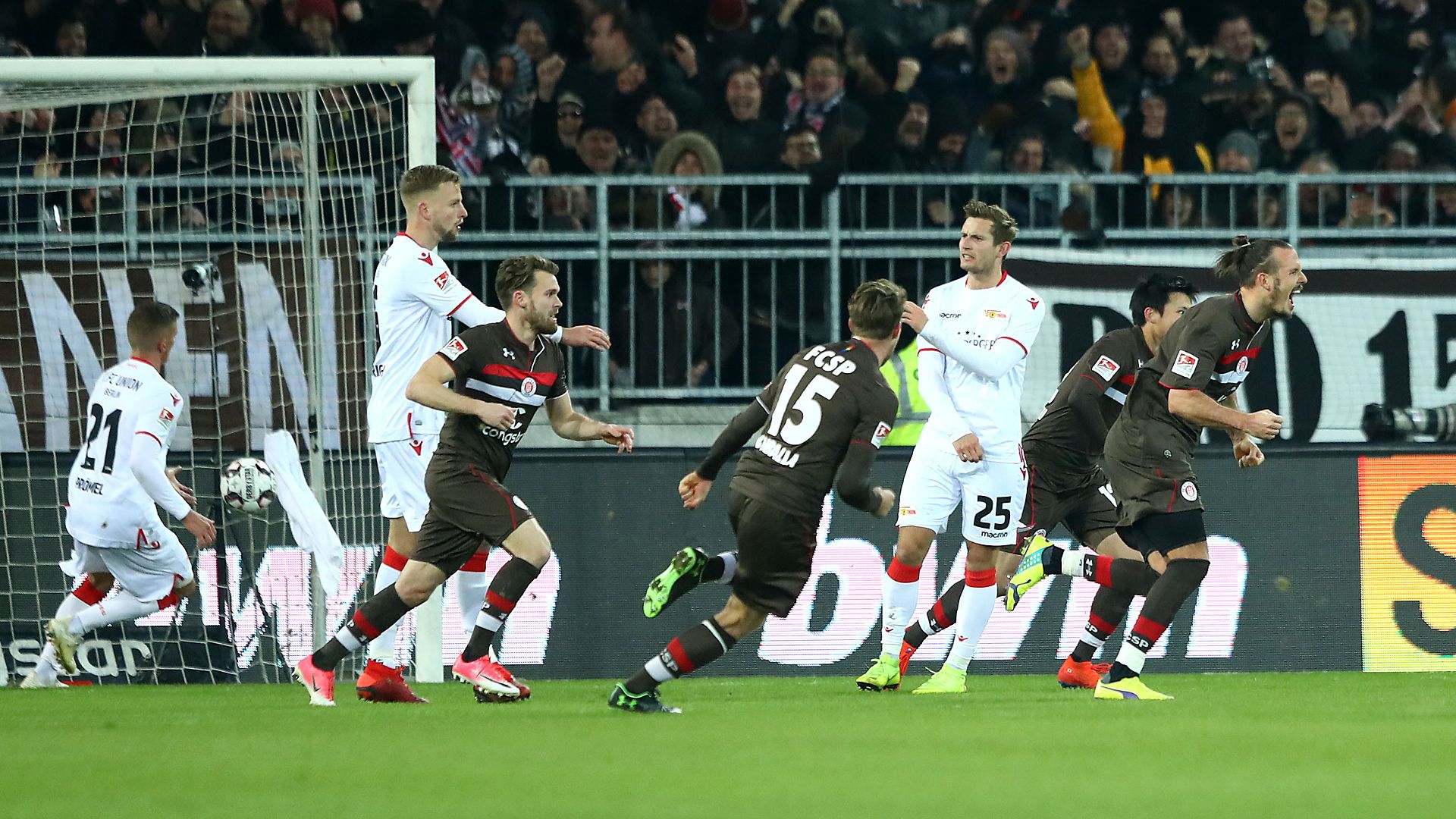 Alex Meier Sankt-Pauli Union Berlin