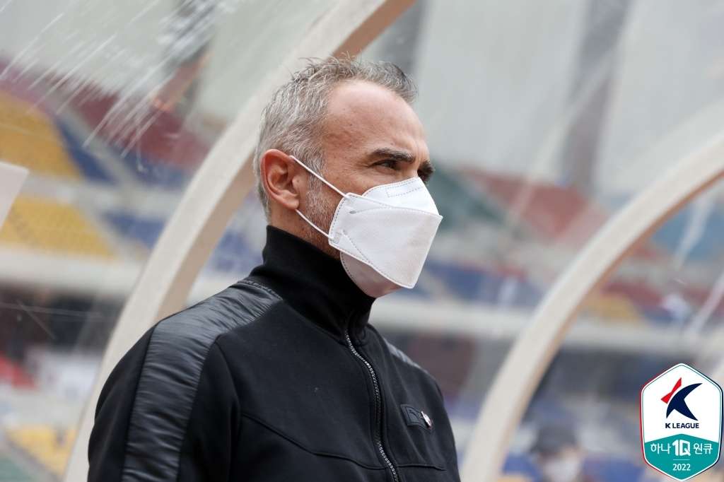 부산 페레즈 감독