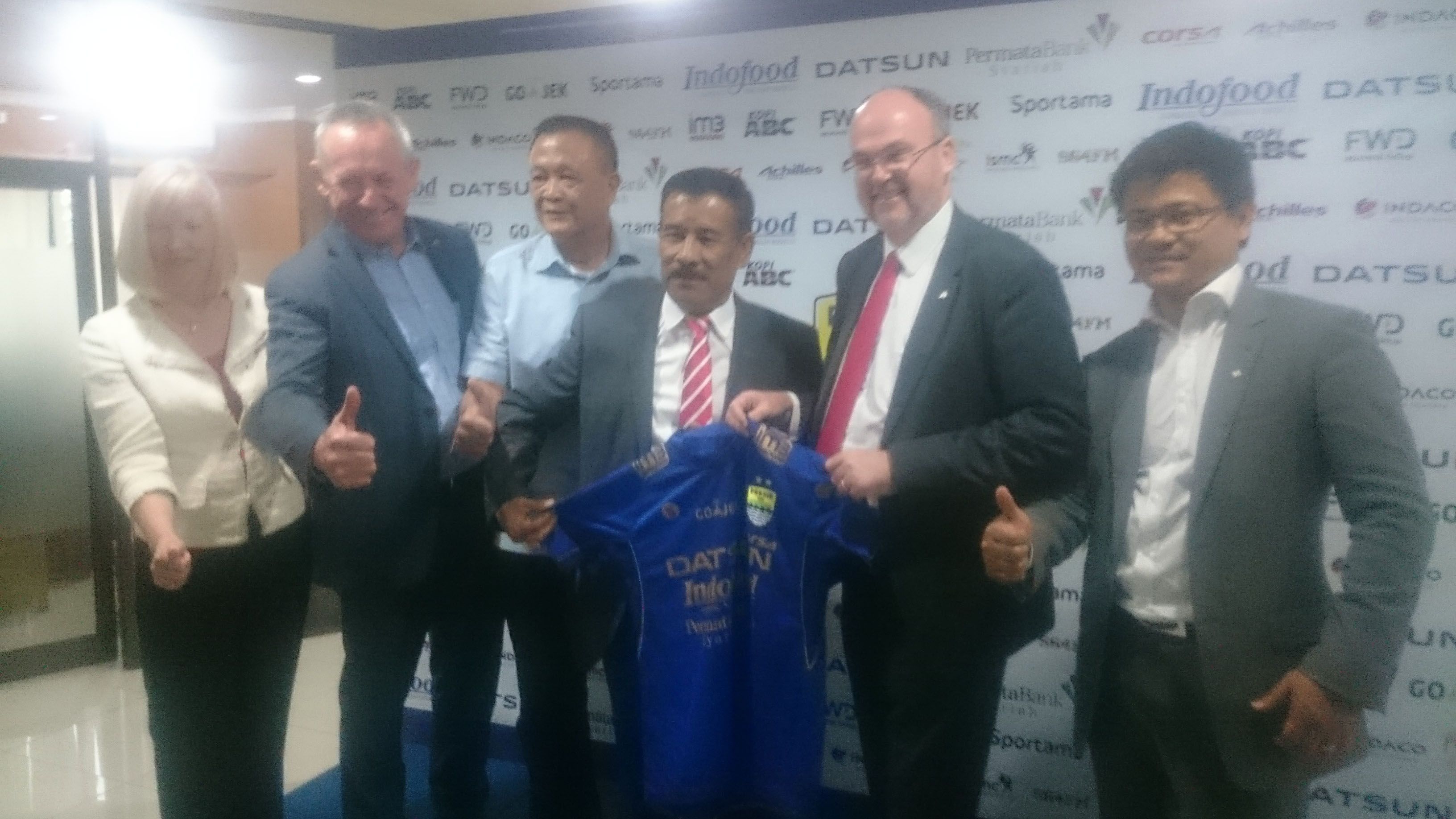 Kerjasama Persib - Australia