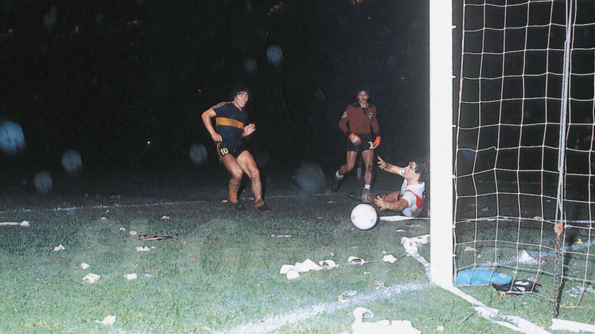 El primer Boca vs River de Maradona 1981