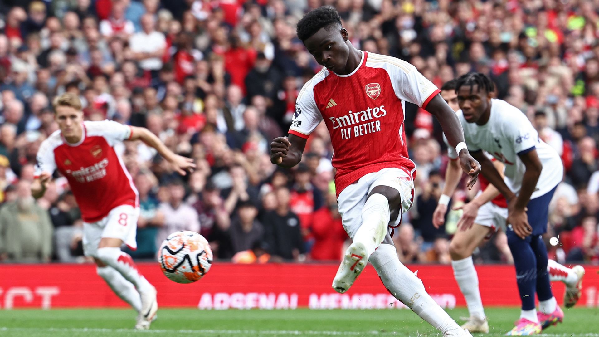 Bukayo Saka Arsenal penalty 2023-24