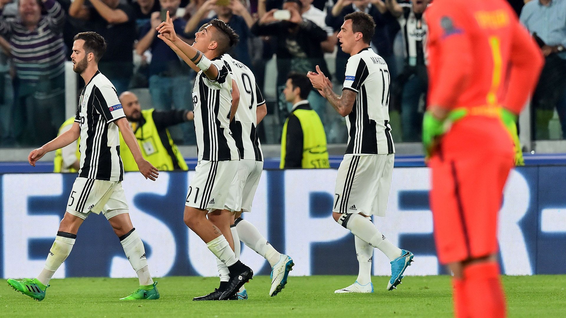 Paulo Dybala Juventus Barcellona Champions League