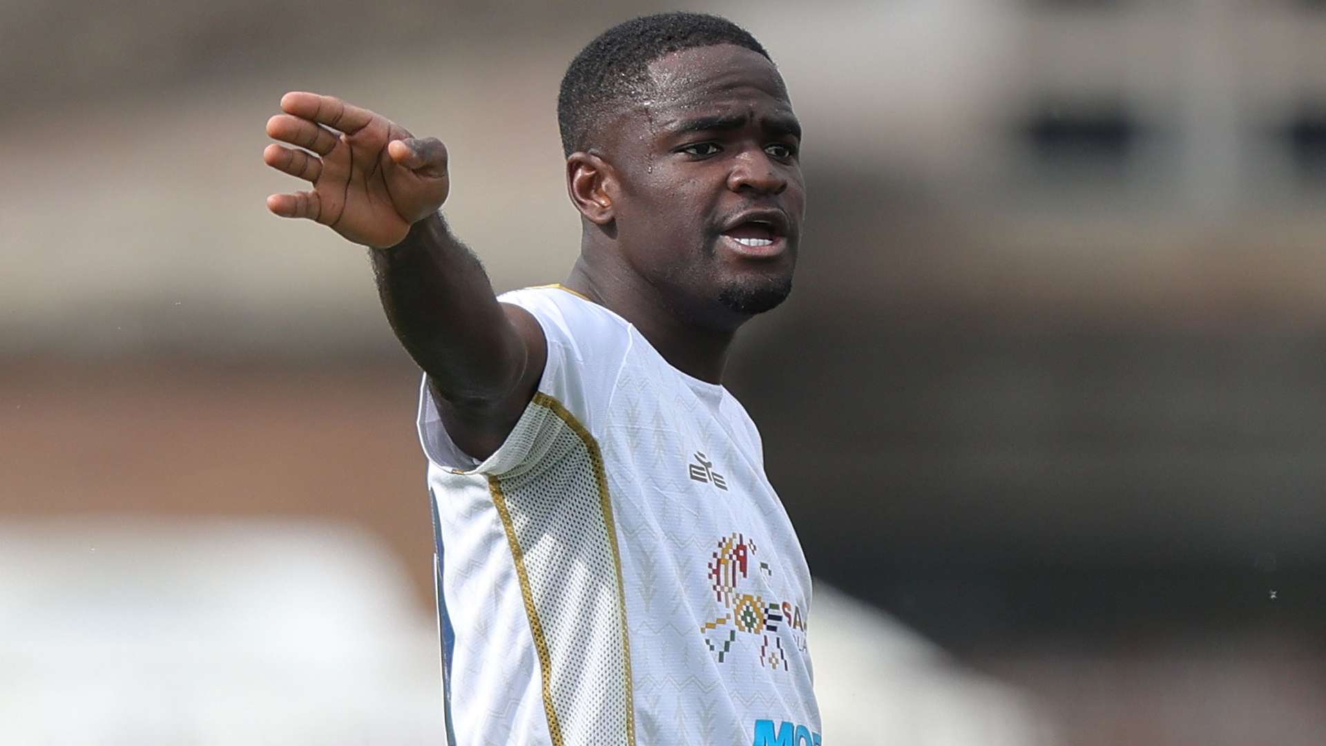 Luvumbo Cagliari Serie A