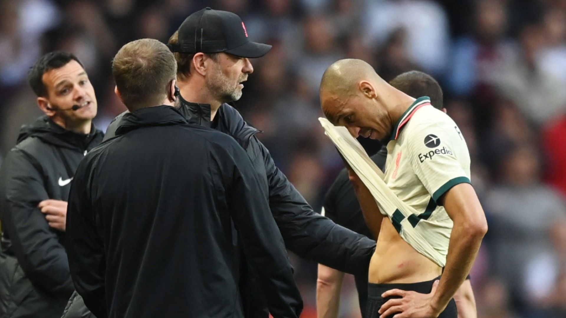 Jurgen Klopp Fabinho Liverpool 2021-22