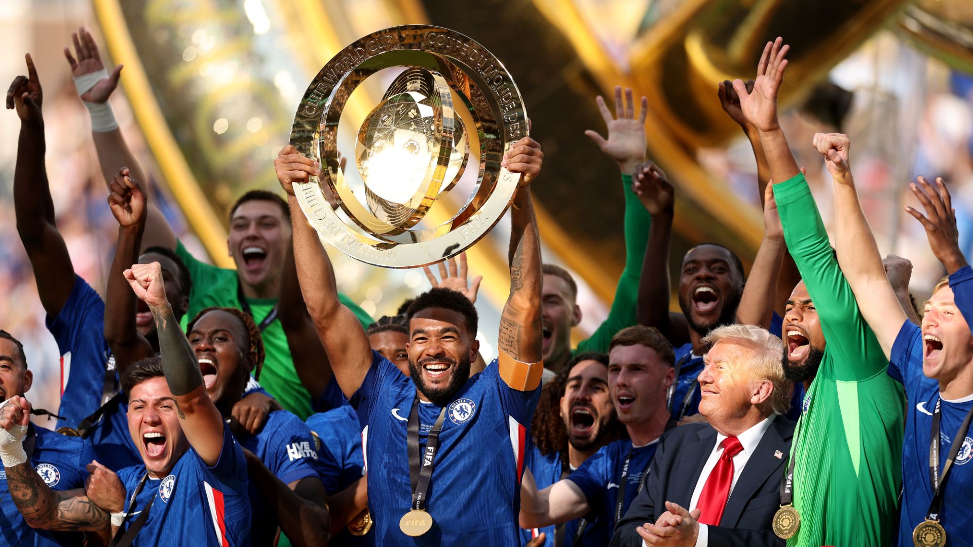 Chelsea CWC Trophy 2025