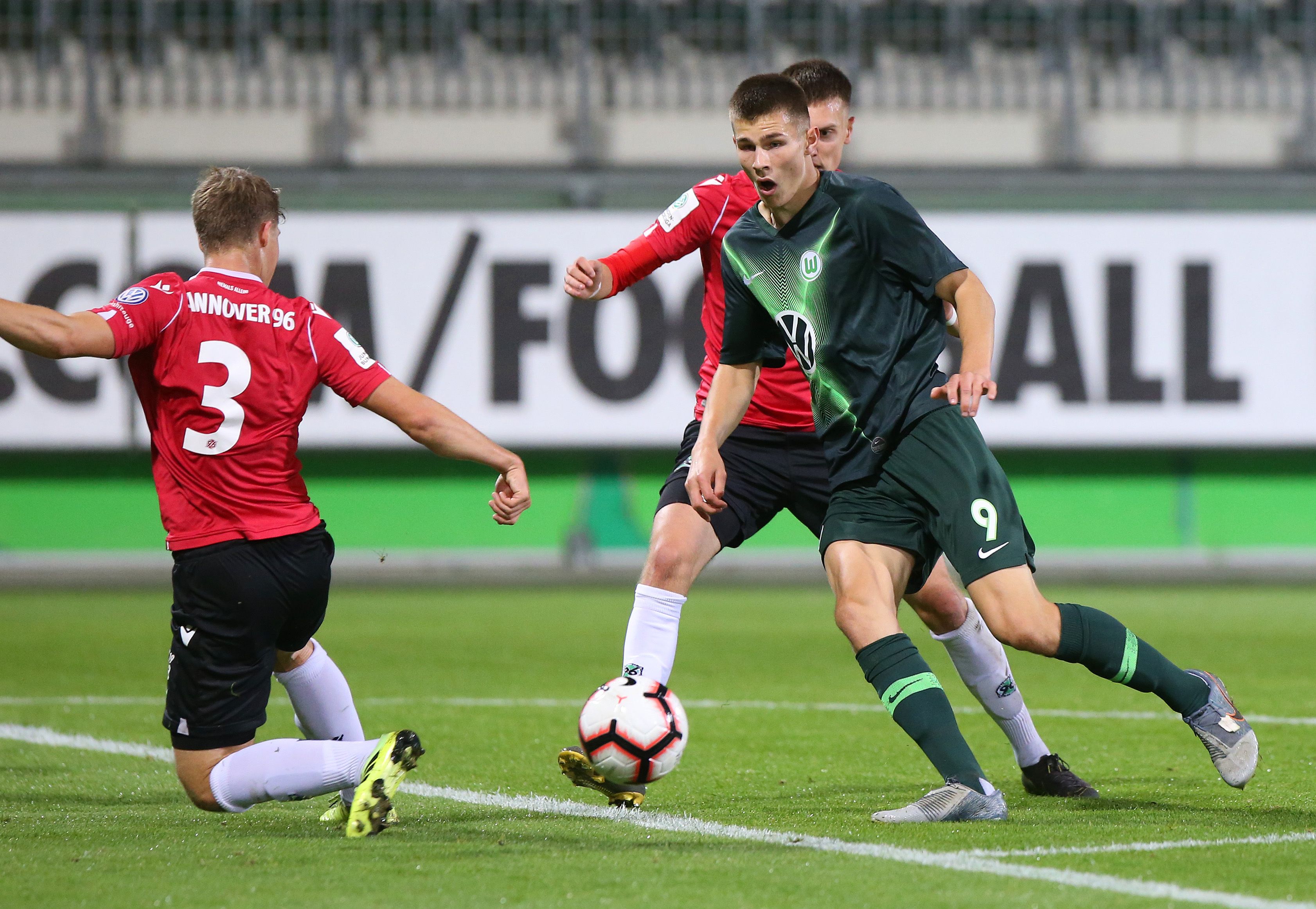 GER ONLY Lenn Jastremski Wolfsburg