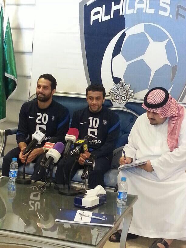 توقيع عقود القحطاني والشلهوب