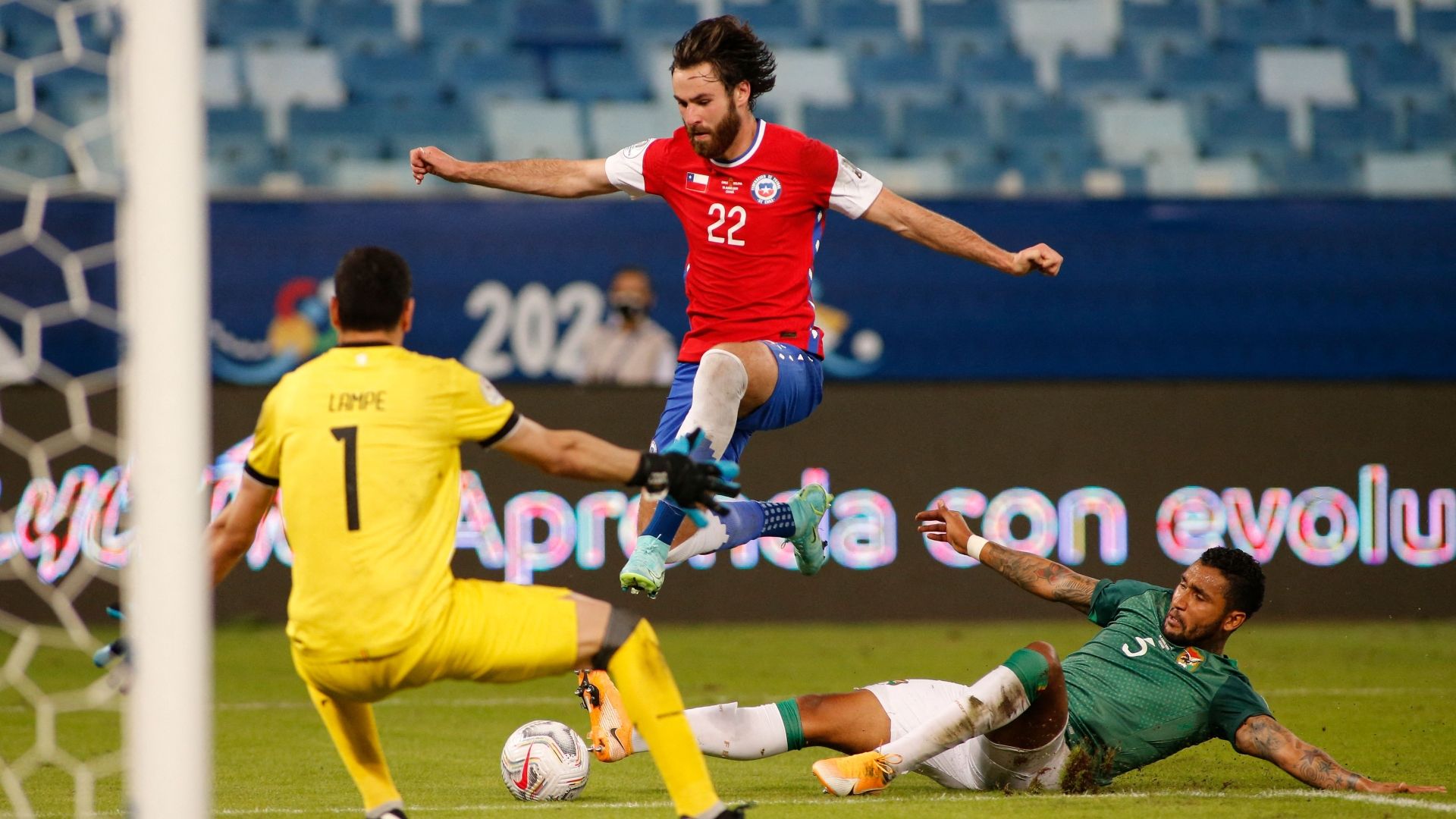 Ben Brereton Chile Bolivia