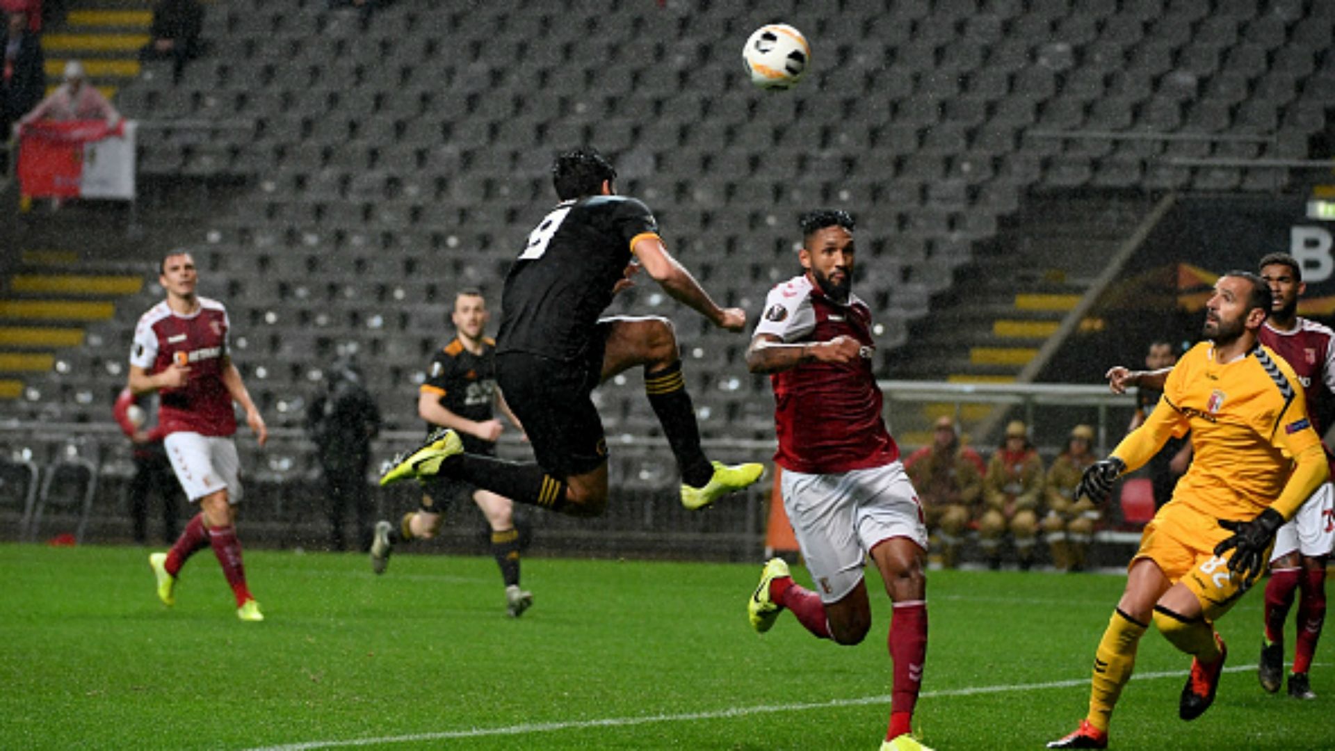 Raúl Jiménez Wolves Europa League