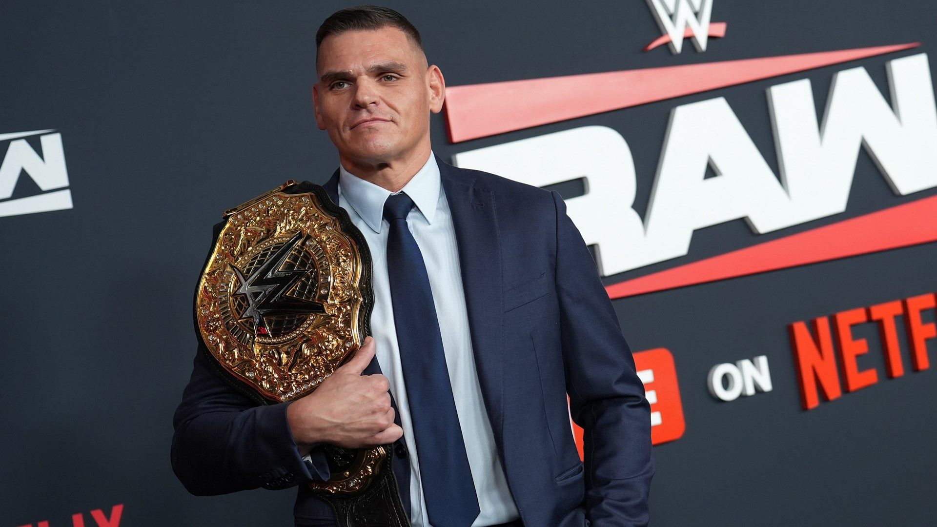 "Hala Madrid": WWE-Superstar Gunther macht sich vor den Augen von Lamine Yamal in Barcelona unbeliebt