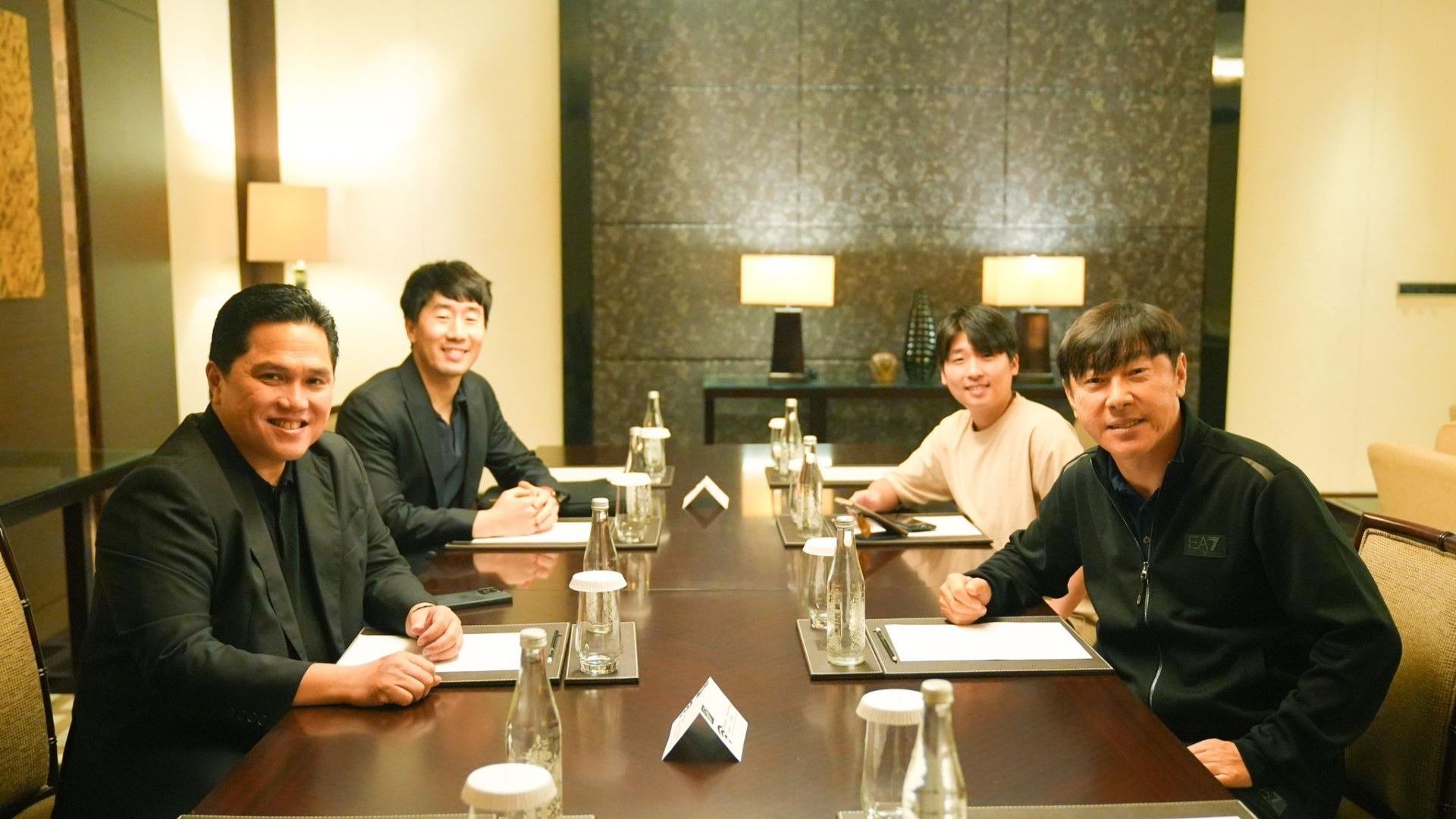 Ketua Umum PSSI Erick Thohir & Pelatih Shin Tae-Yong