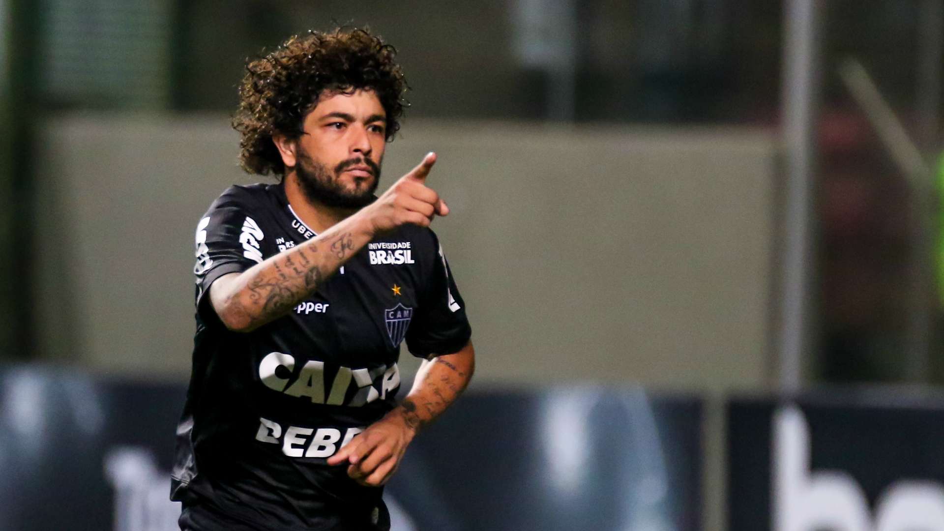 Luan Atlético-MG Figueirense Copa do Brasil 14032018