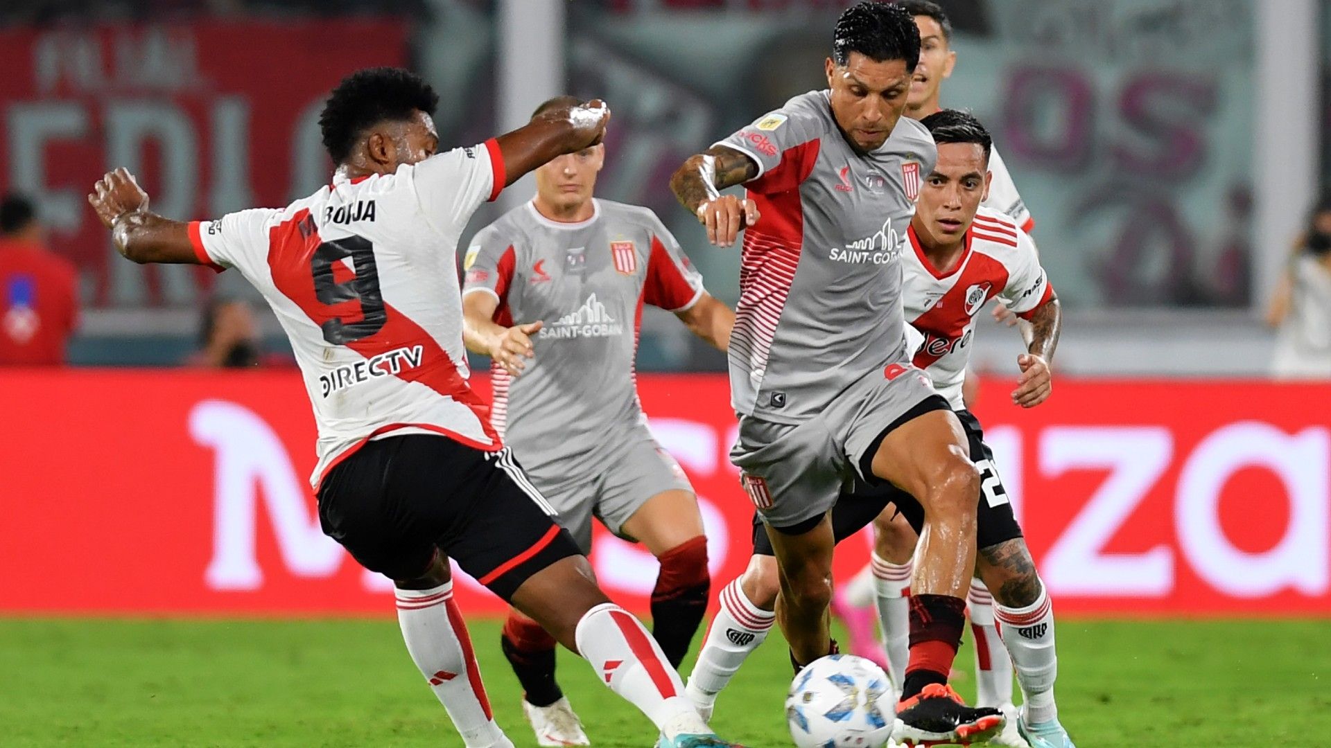 Enzo Perez Estudiantes River Supercopa Argentina 2024