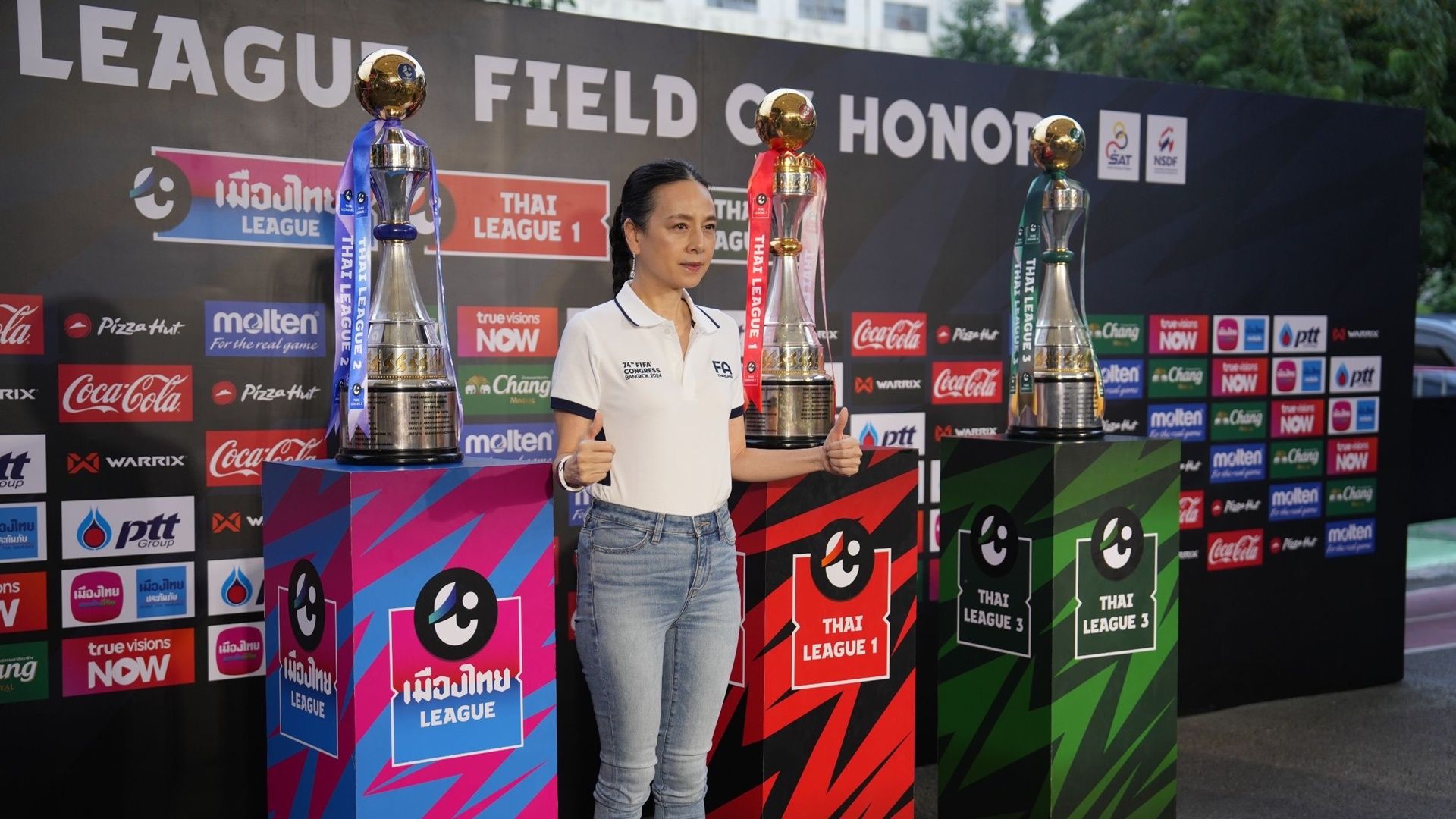 นวลพรรณ ล่ำซำ