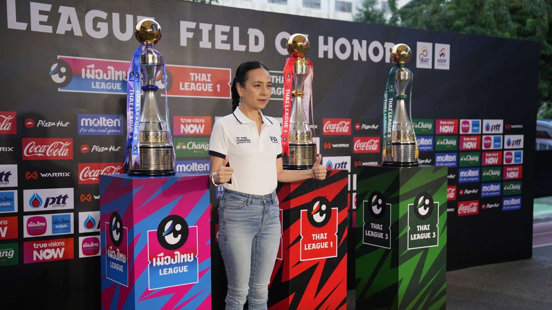 นวลพรรณ ล่ำซำ