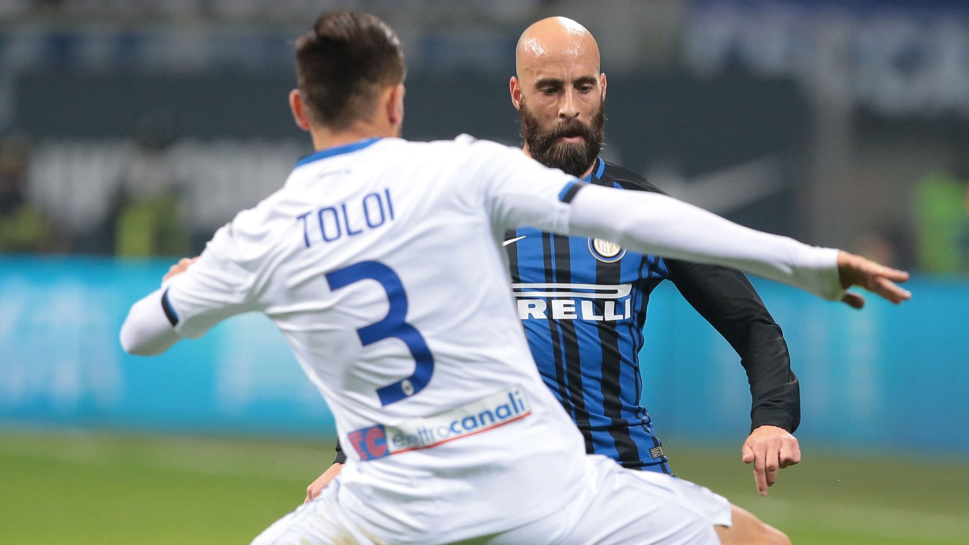 Borja Valero Rafael Toloi Inter Atalanta