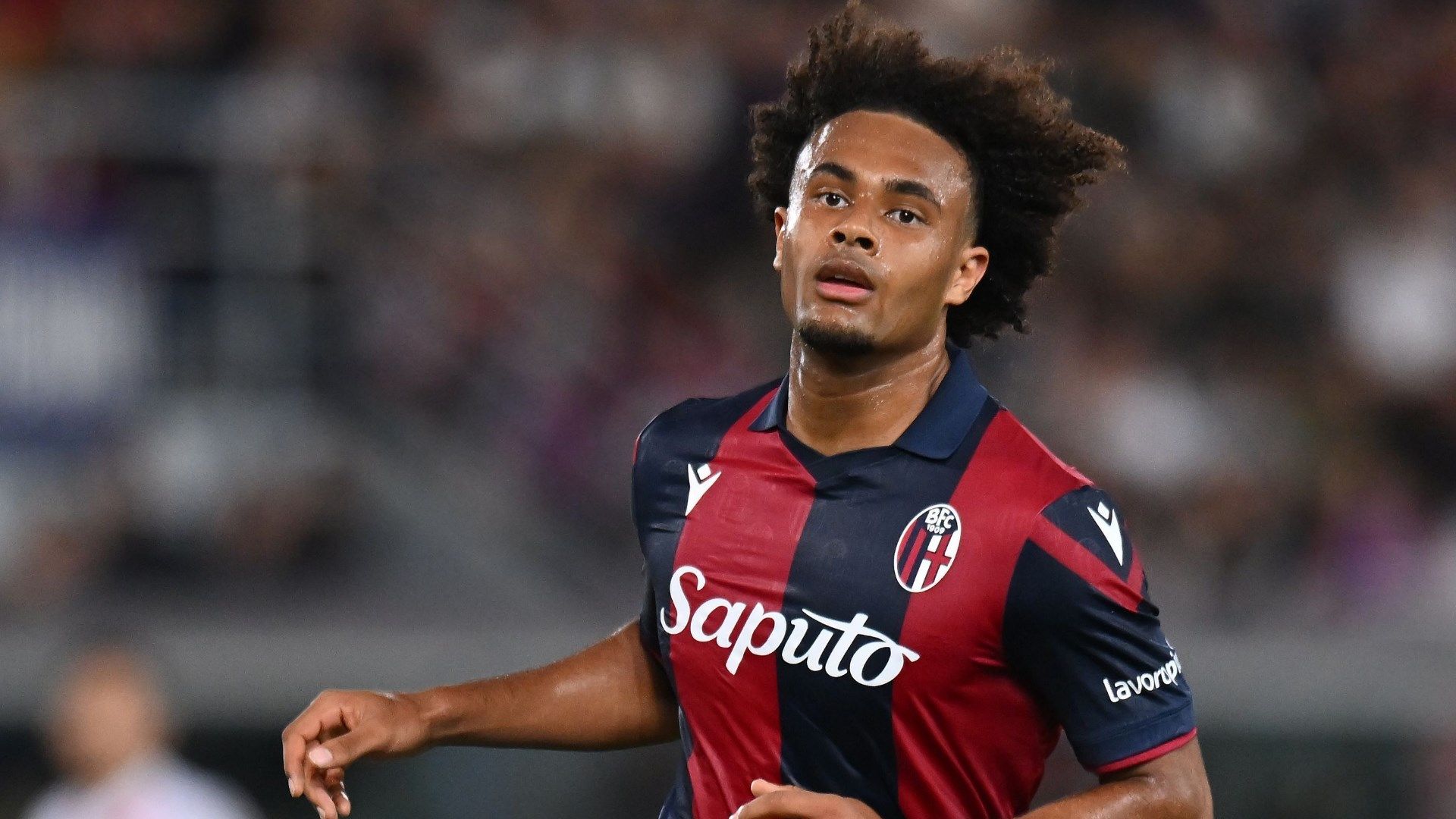 Arsenal and Man Utd back in the race? Joshua Zirkzee transfer to AC Milan may fall apart due to agent's demands for incredible sum thumbnail