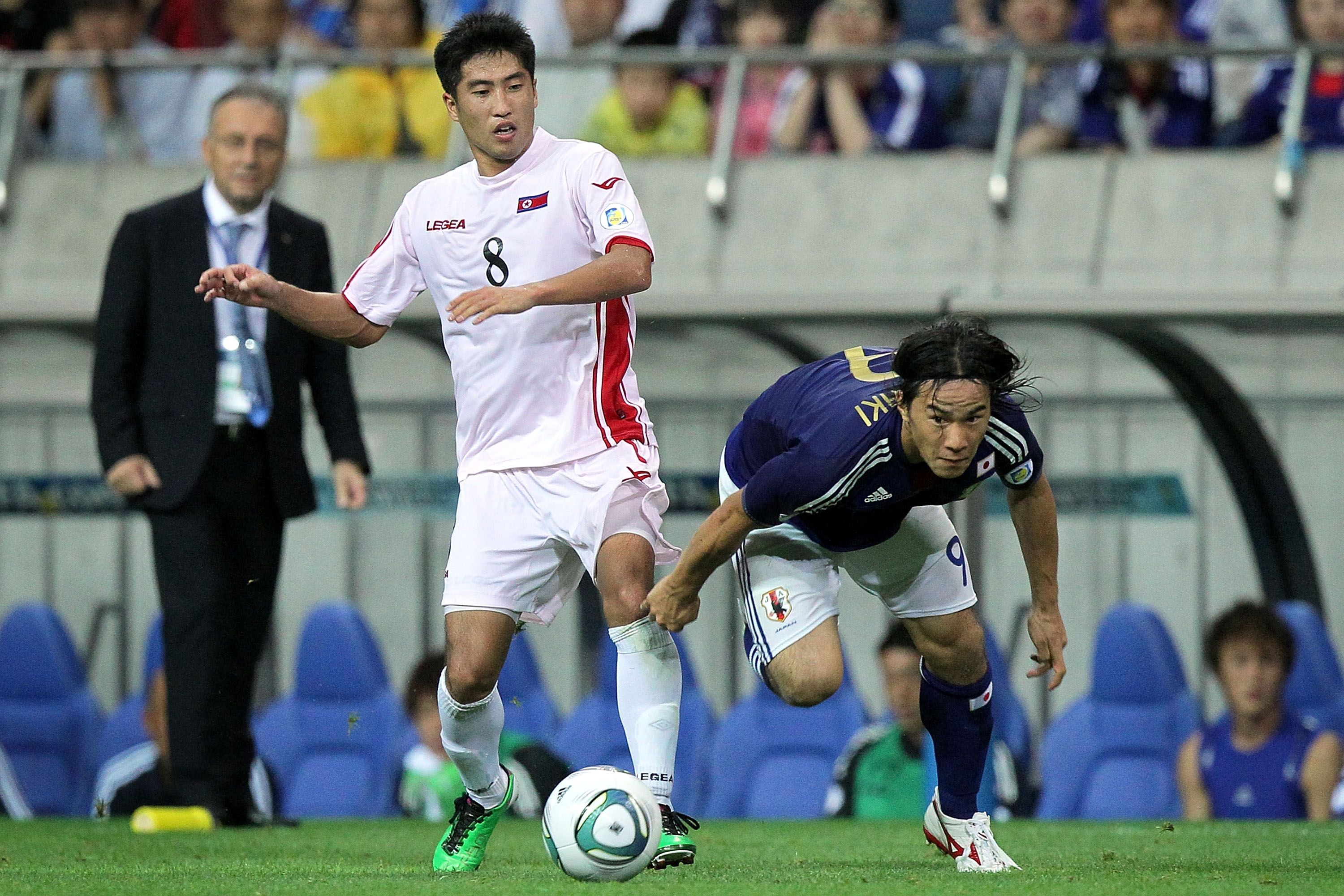 Ri Chol-Myong & Shinji Okazaki - Japan v North Korea