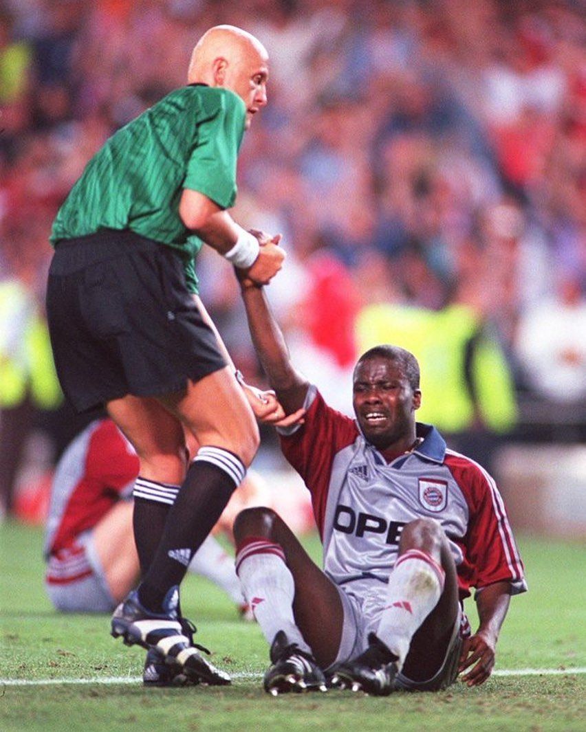 Kuffour Collina Man Utd-Bayern 1999