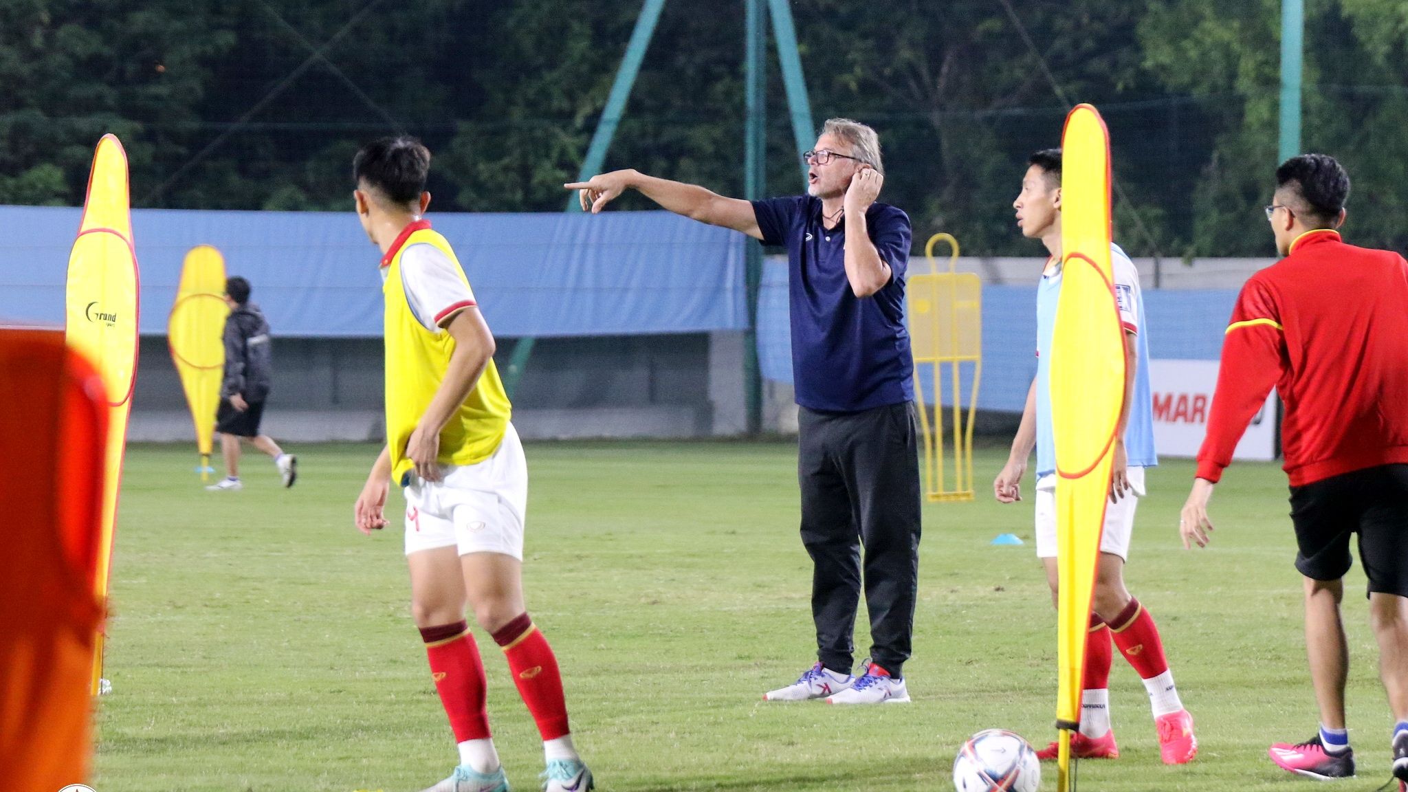 Philippe Troussier Vietnam National Team 2024