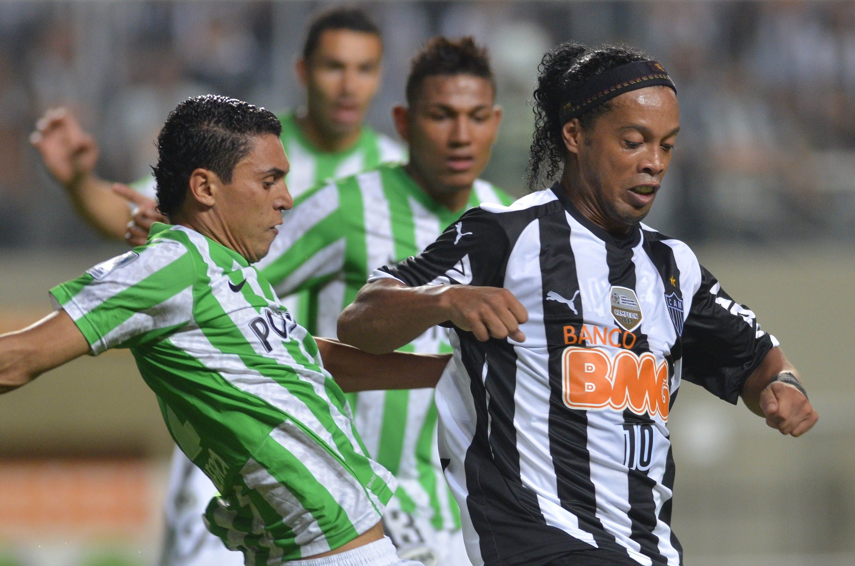 Daniel Bocanegra Ronaldinho Atlético Nacional Mineiro Copa Libertadores 01052014