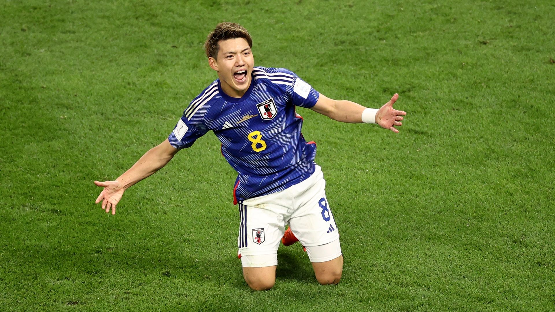 Ritsu Doan slide Japan Germany 2022 World Cup