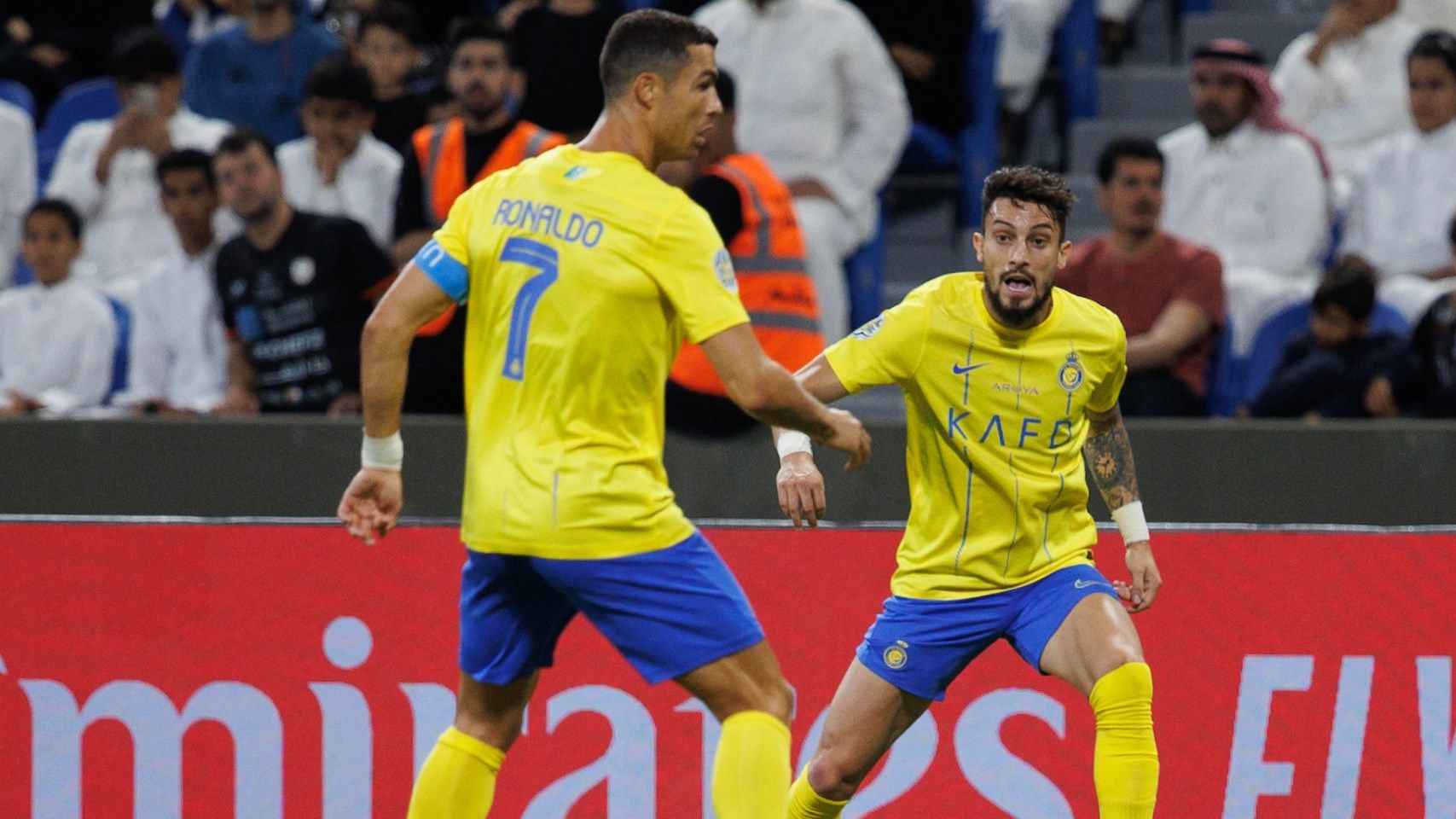 Nassr Cristiano Ronaldo Alex Telles HIC desk