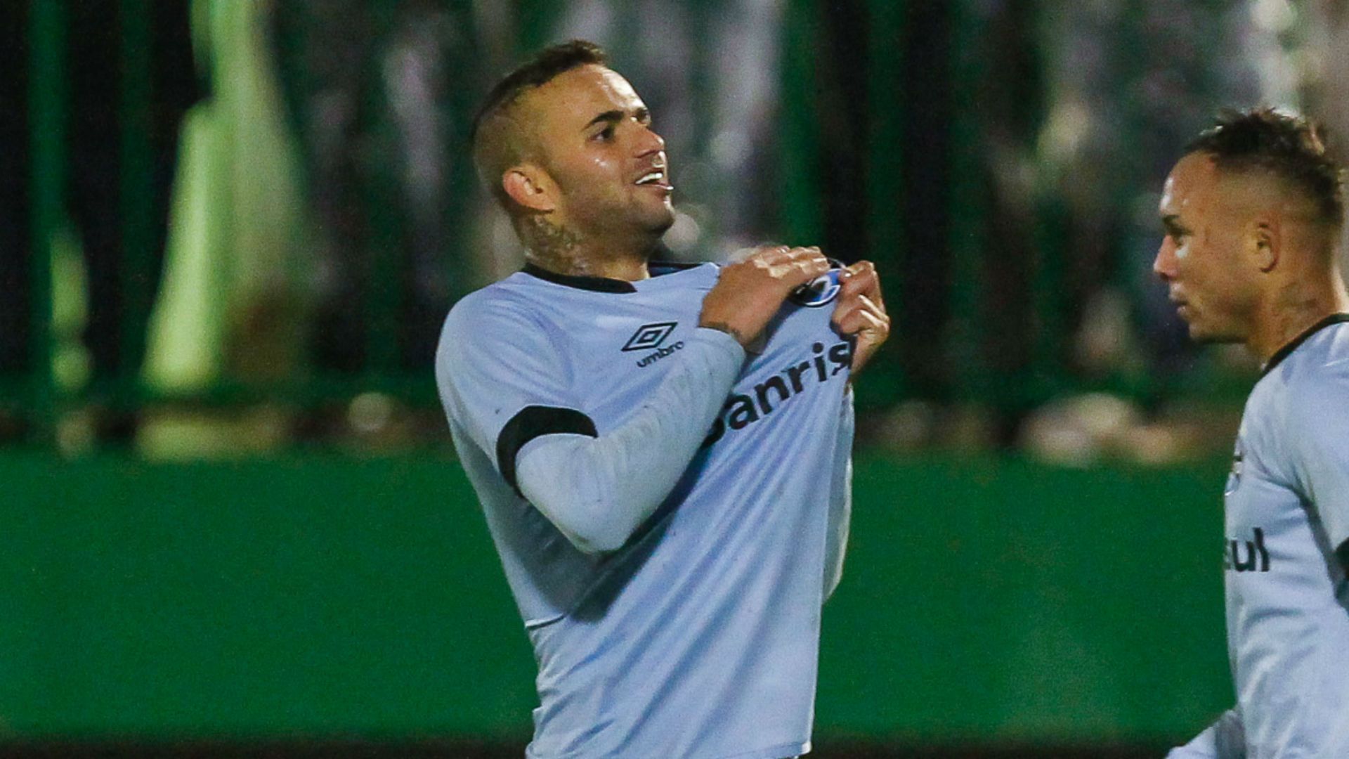 Luan Chapecoense Grêmio Brasileirão 09 06 2017