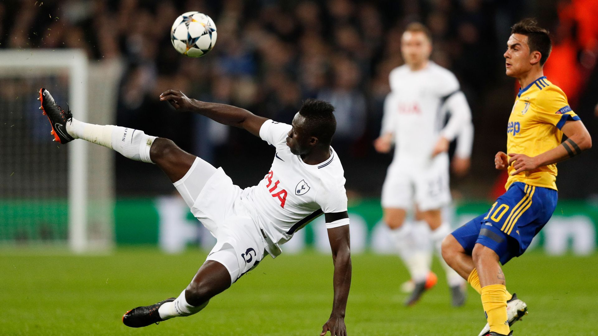 Davinson Sanchez Paulo Dybala Tottenham Juventus