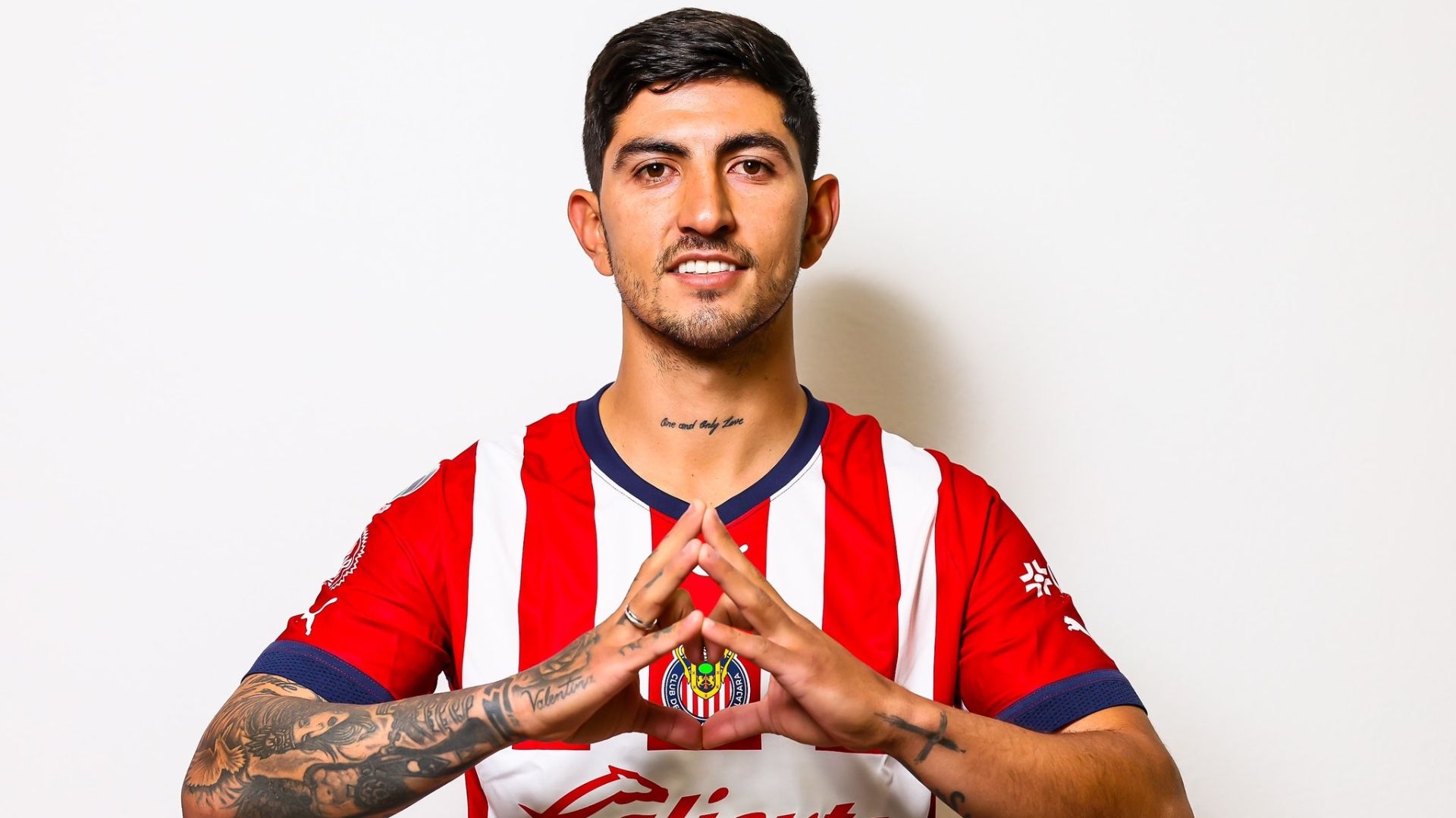 Víctor Guzmán ficha con Chivas | Clausura 2023