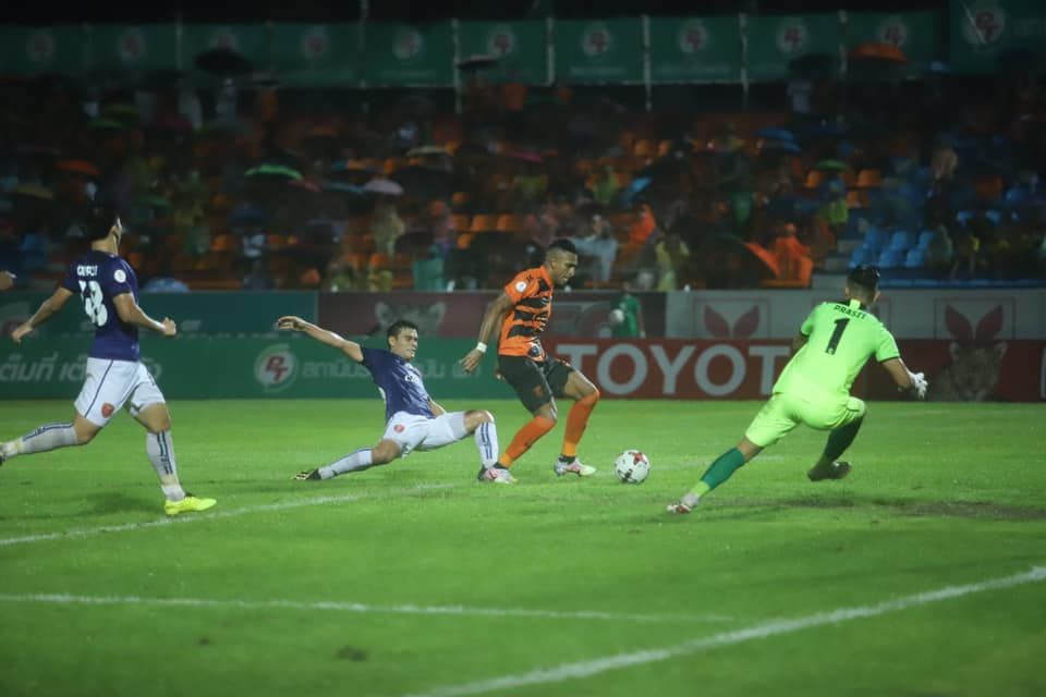 พีที ประจวบ - โปลิศ เทโร