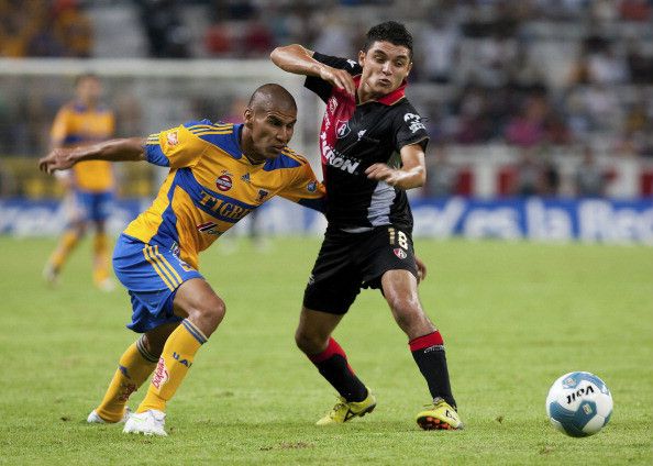 Carlos Salcido 2 Tigres 020415