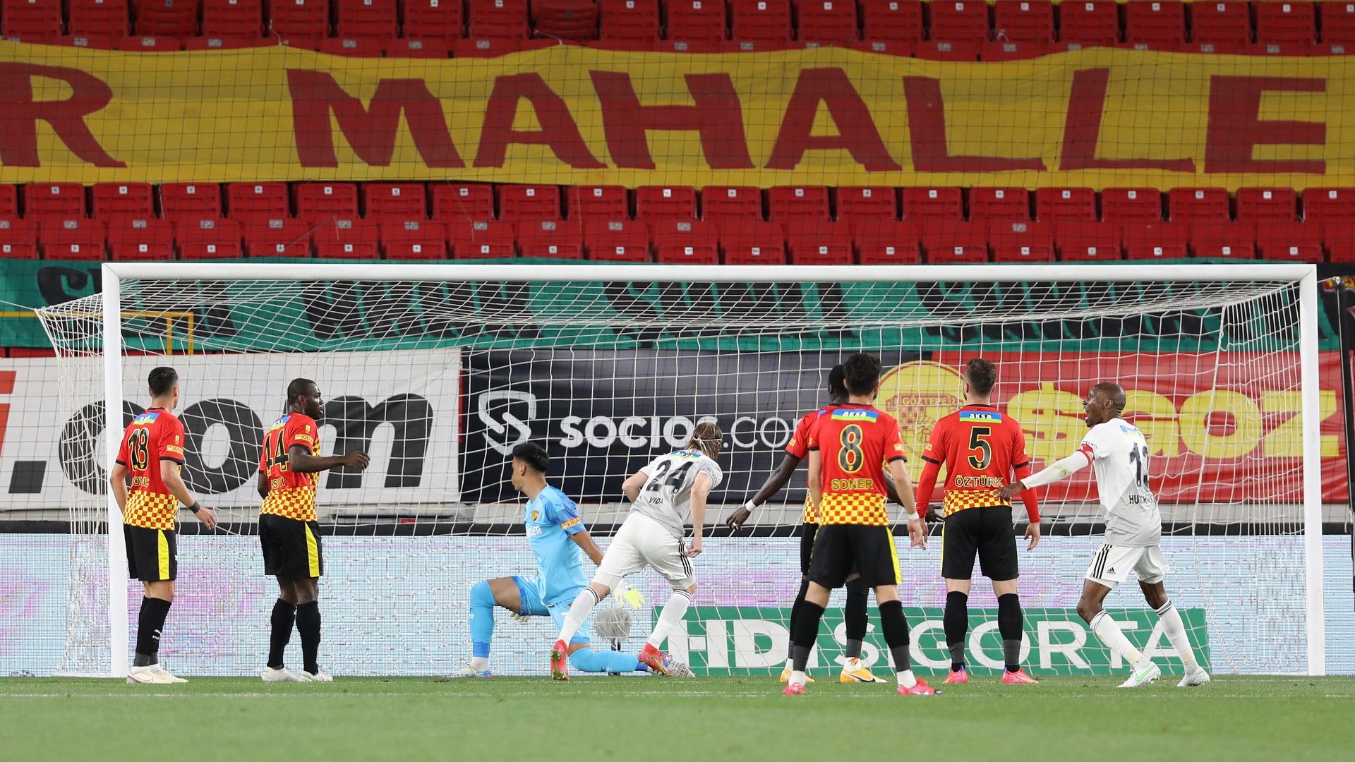 Domagoj Vida Göztepe 05152021