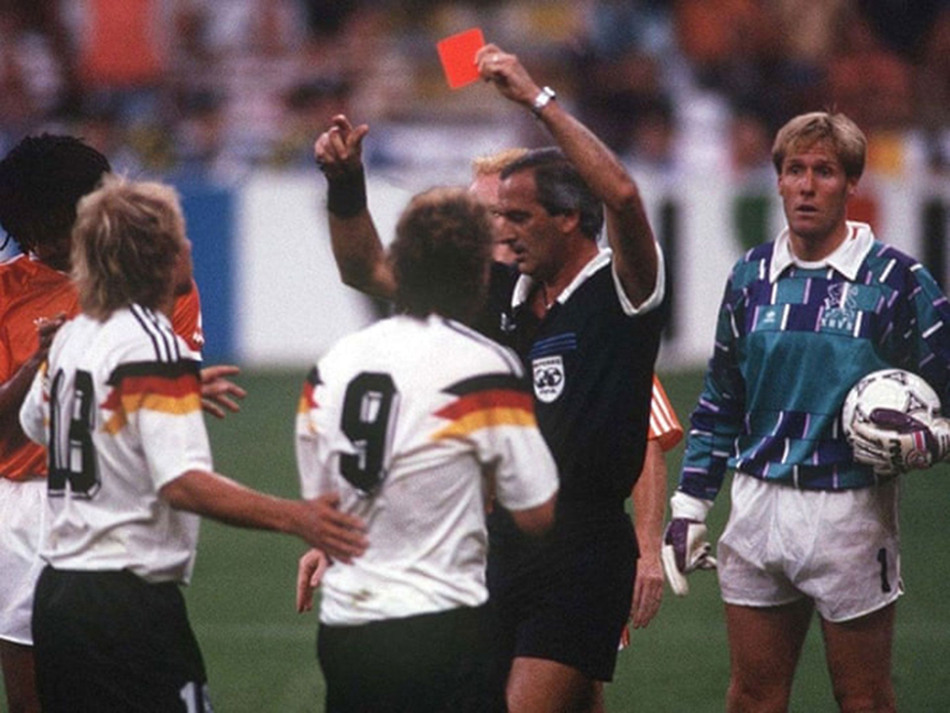 juan carlos lousteau mundial 1990